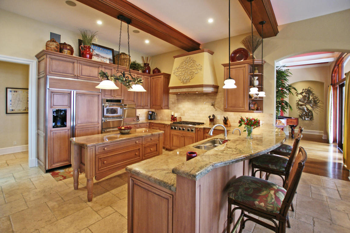 Tequesta Country Club - Residential