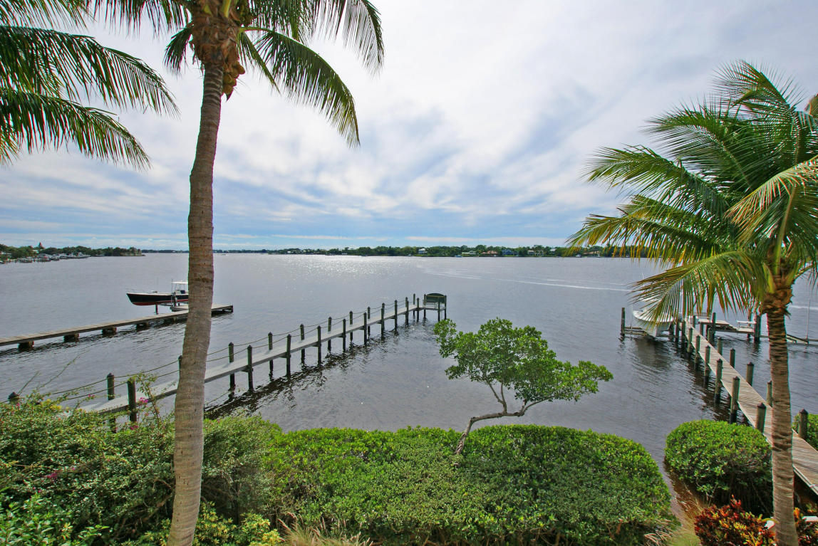 Tequesta Country Club - Residential