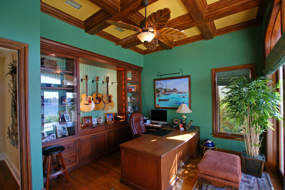 Tequesta Country Club - Residential