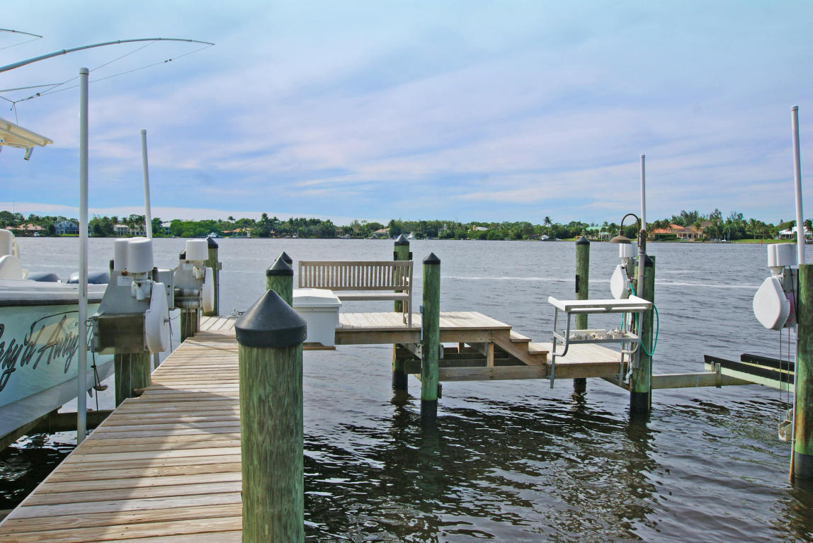 Tequesta Country Club - Residential