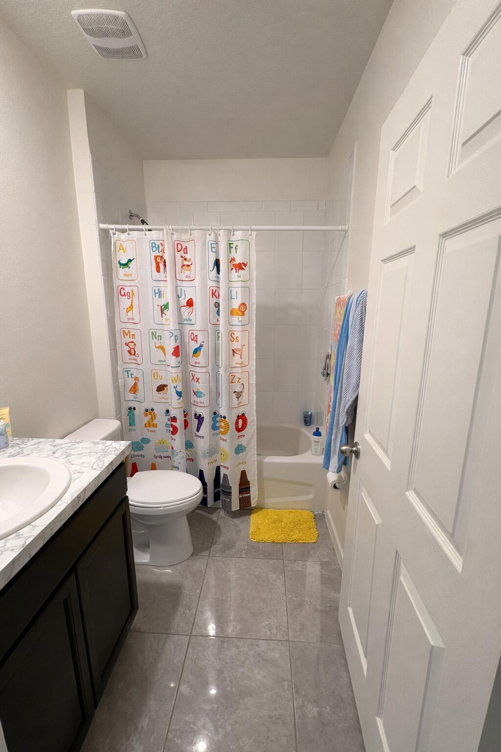 CELEBRATION POINTE - Residential Lease