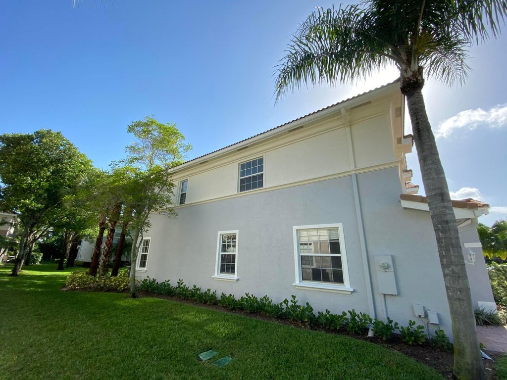 Photo of 4373 Legacy Court, Delray Beach, FL 33445 (MLS # R11008303)
