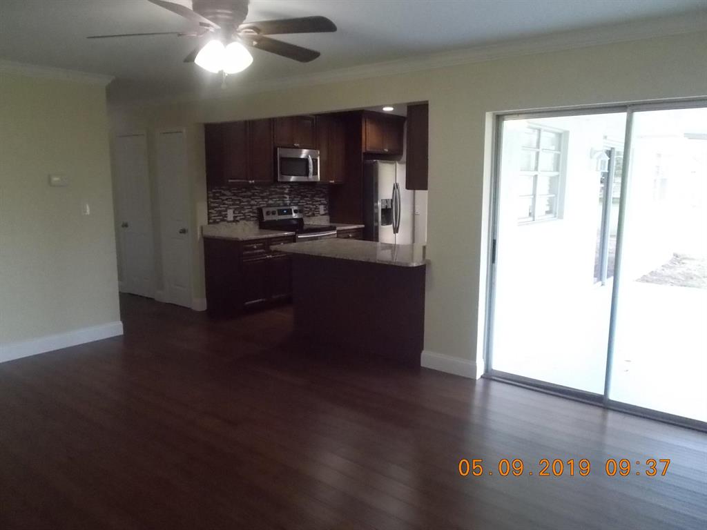 LAKEWOOD PARK UNIT 11 - Residential