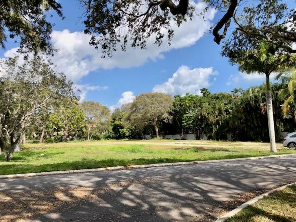 Photo of 6 Mandalay Road, Sewalls Point, FL 34996 (MLS # R10959320)