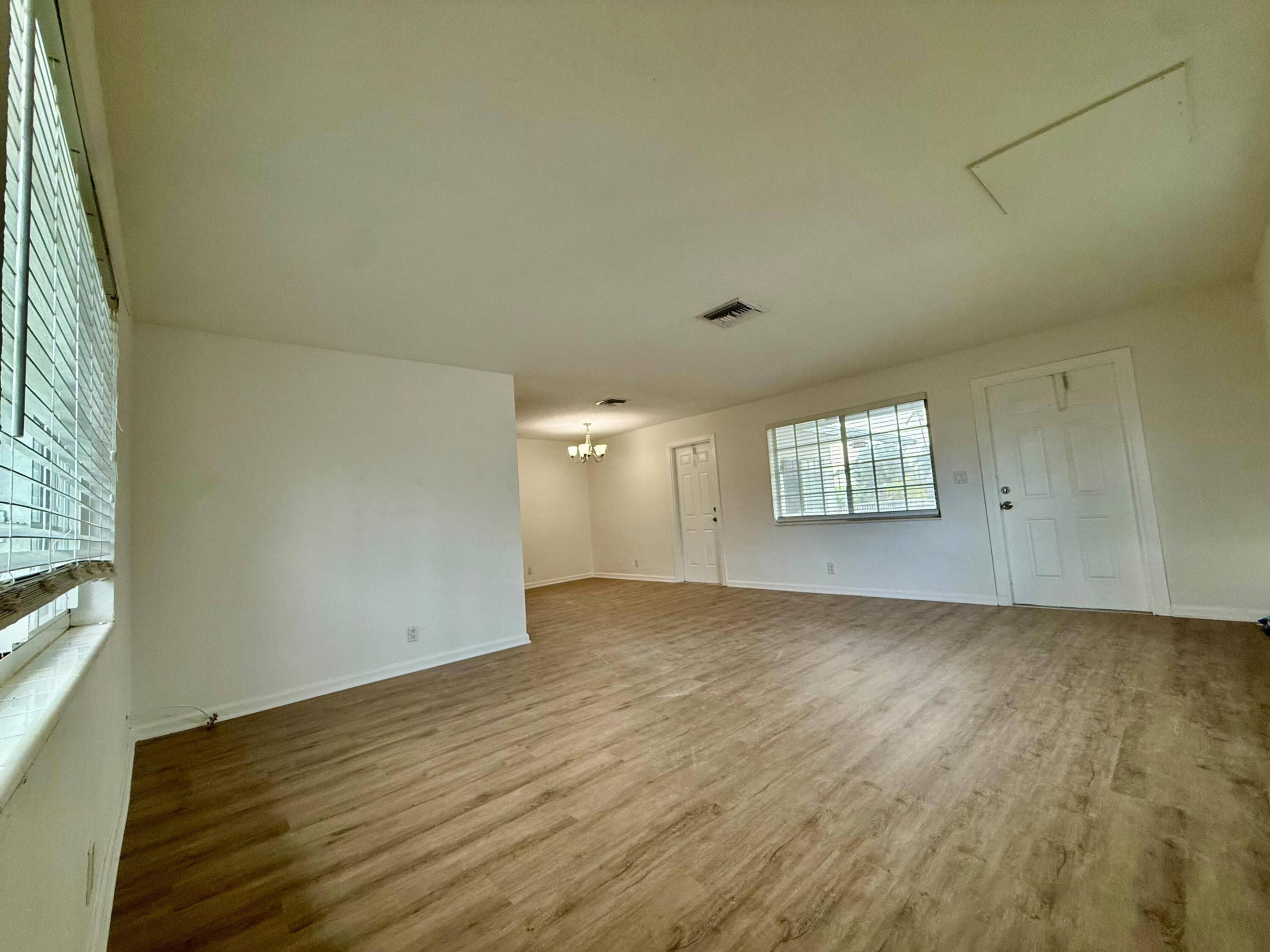3350 NE 16th Terrace Unit 10