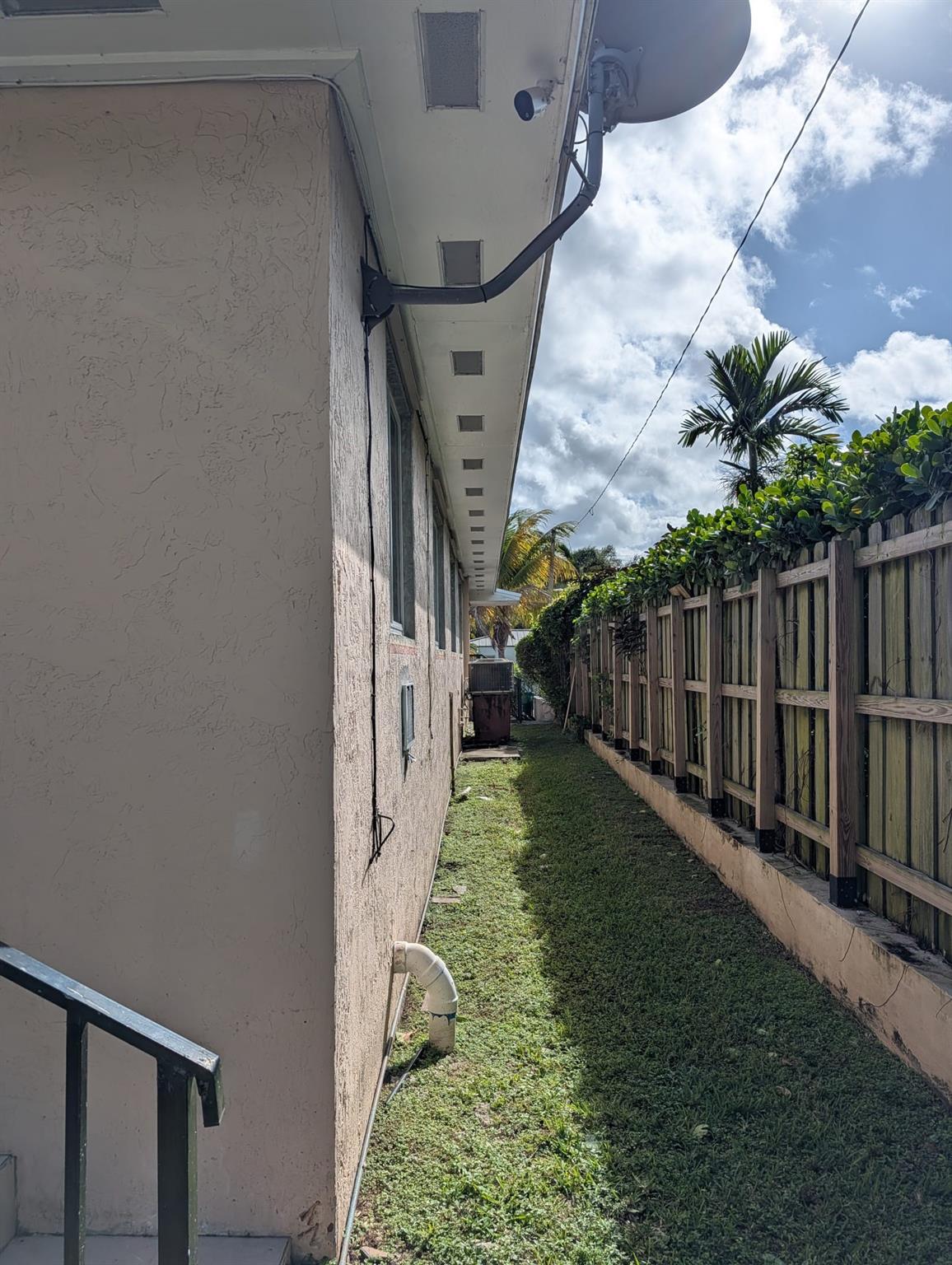 AMD PL BAY RIDGE - Residential Lease