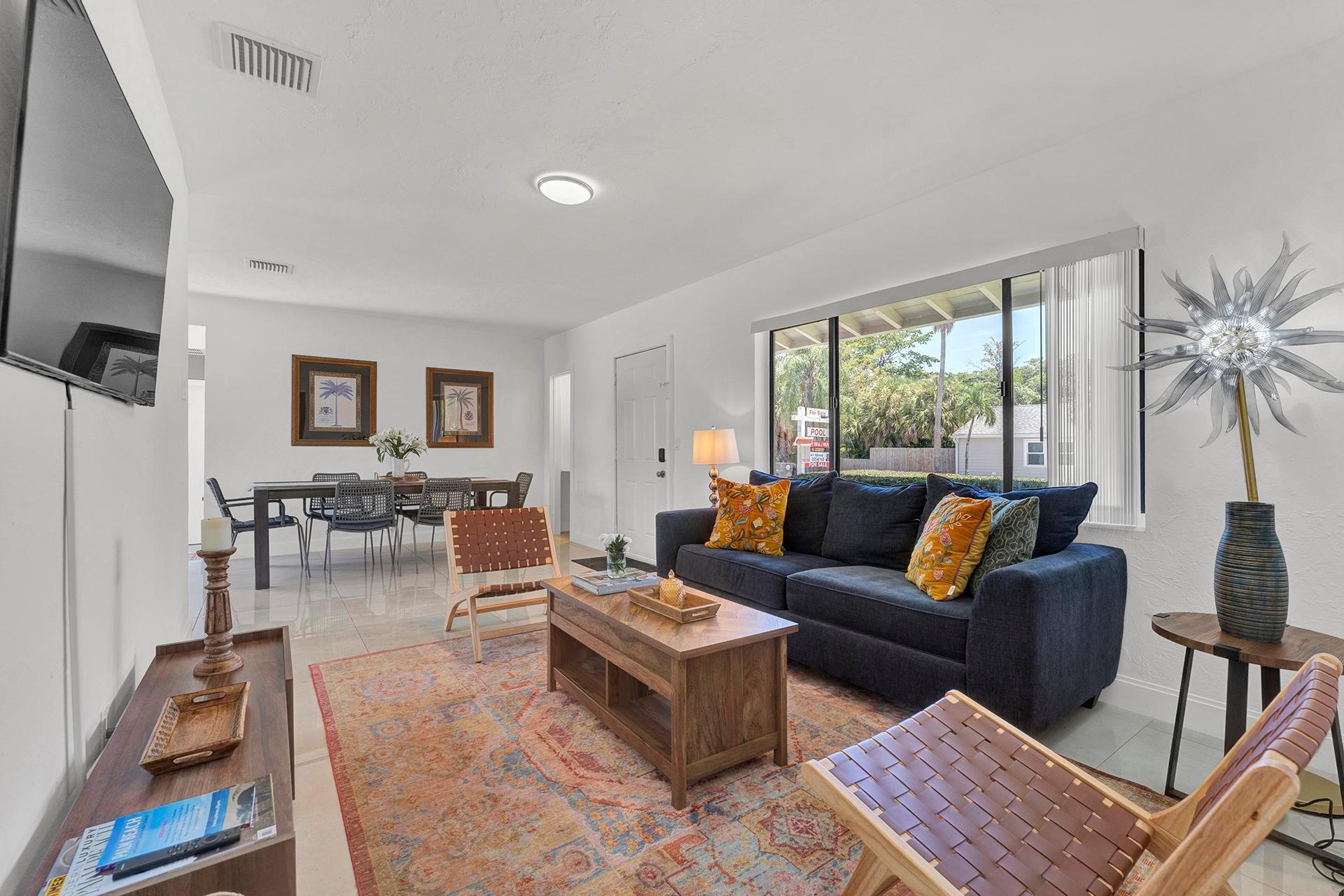 2301 Ridgeway Avenue