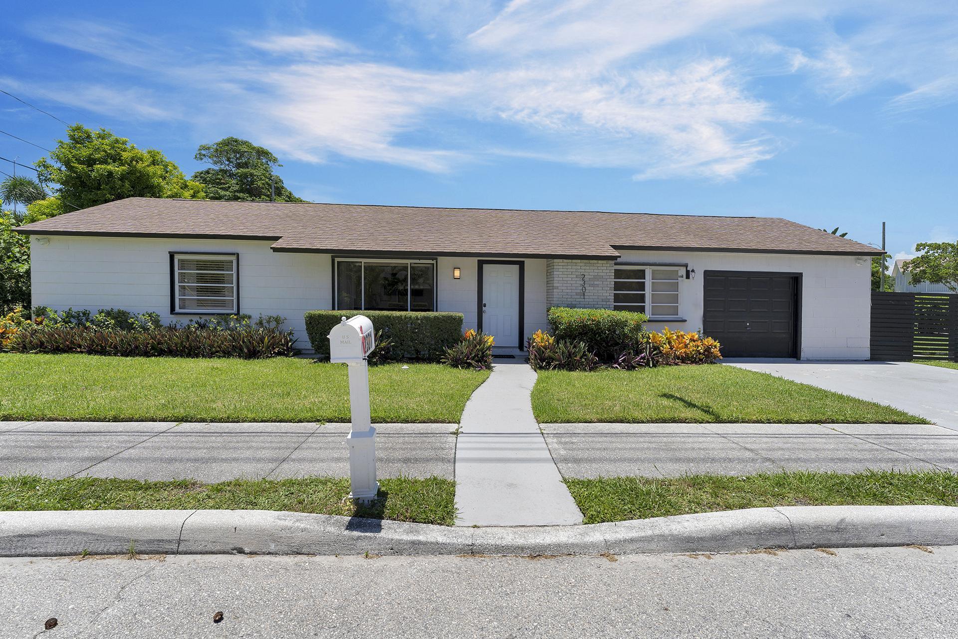 Presenting a rare opportunity to embrace resort-style living in West Palm Beach! This beautifully renovated 3-bedroom, 2-bath single-family home stands out with no HOA restrictions. Relax and entertain in a spacious private yard featuring a heated pool, just minutes away from downtown. Nestled in Palm Beach's tropical paradise, this property is a true hidden gem. Its stellar Airbnb history and consistent 5-star reviews make it an outstanding investment for both homebuyers and investors alike.