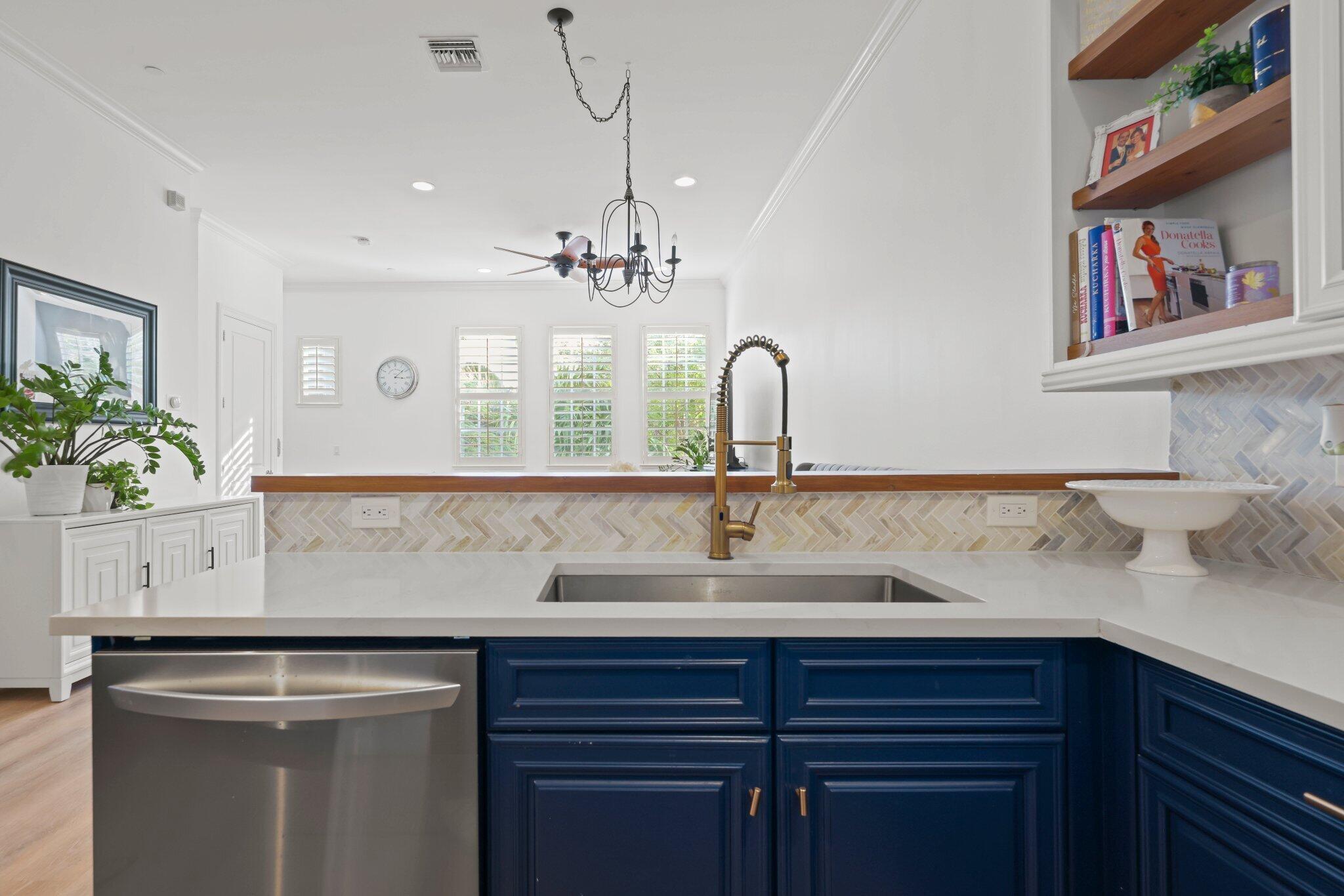 HAMILTON PLACE - Residential Lease