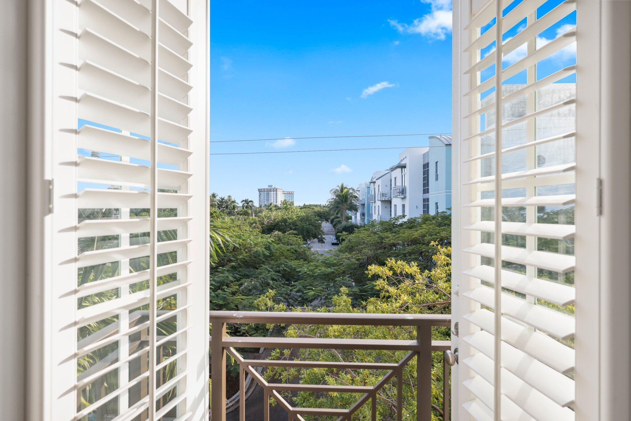 HAMILTON PLACE - Residential Lease