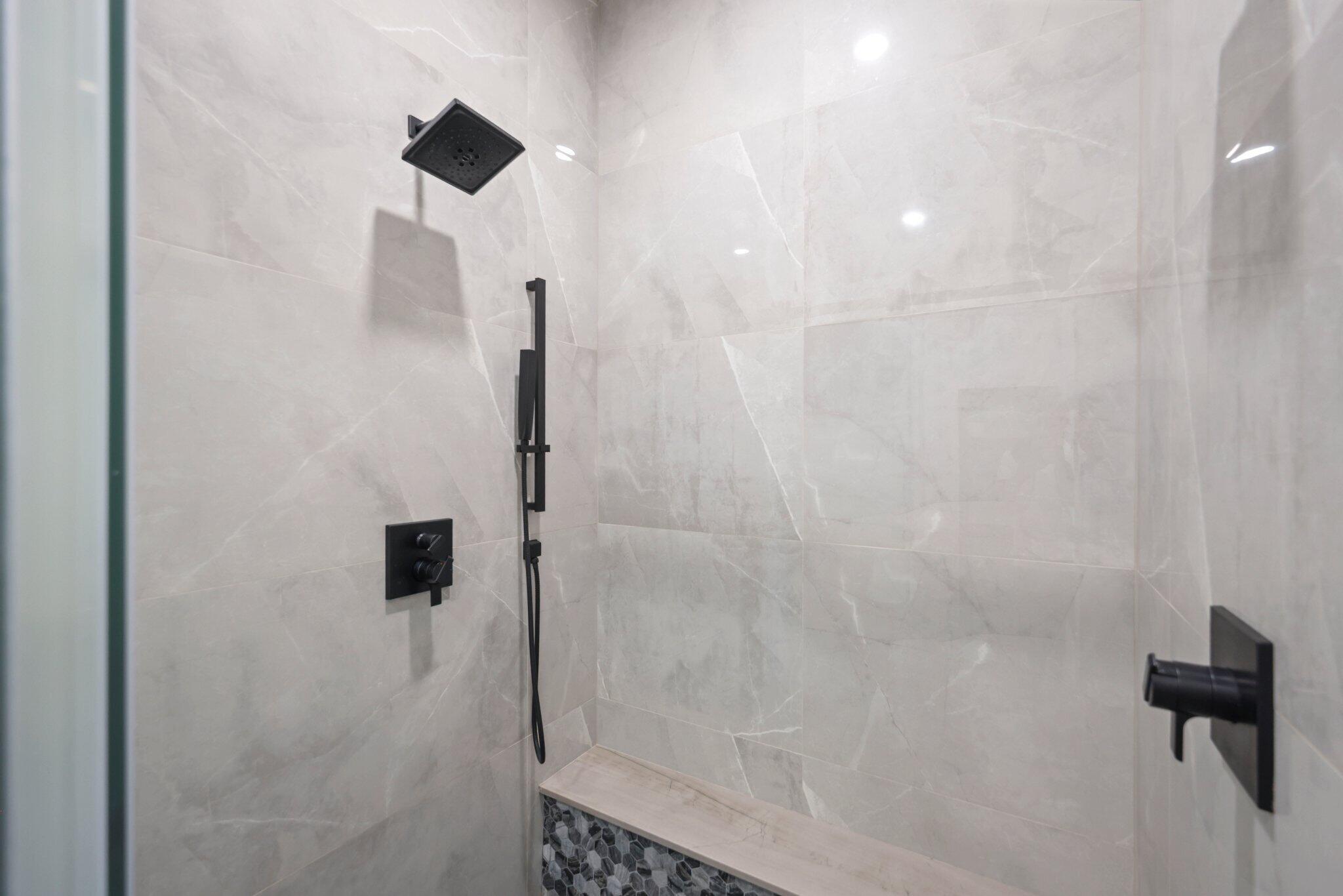 HAMILTON PLACE - Residential Lease