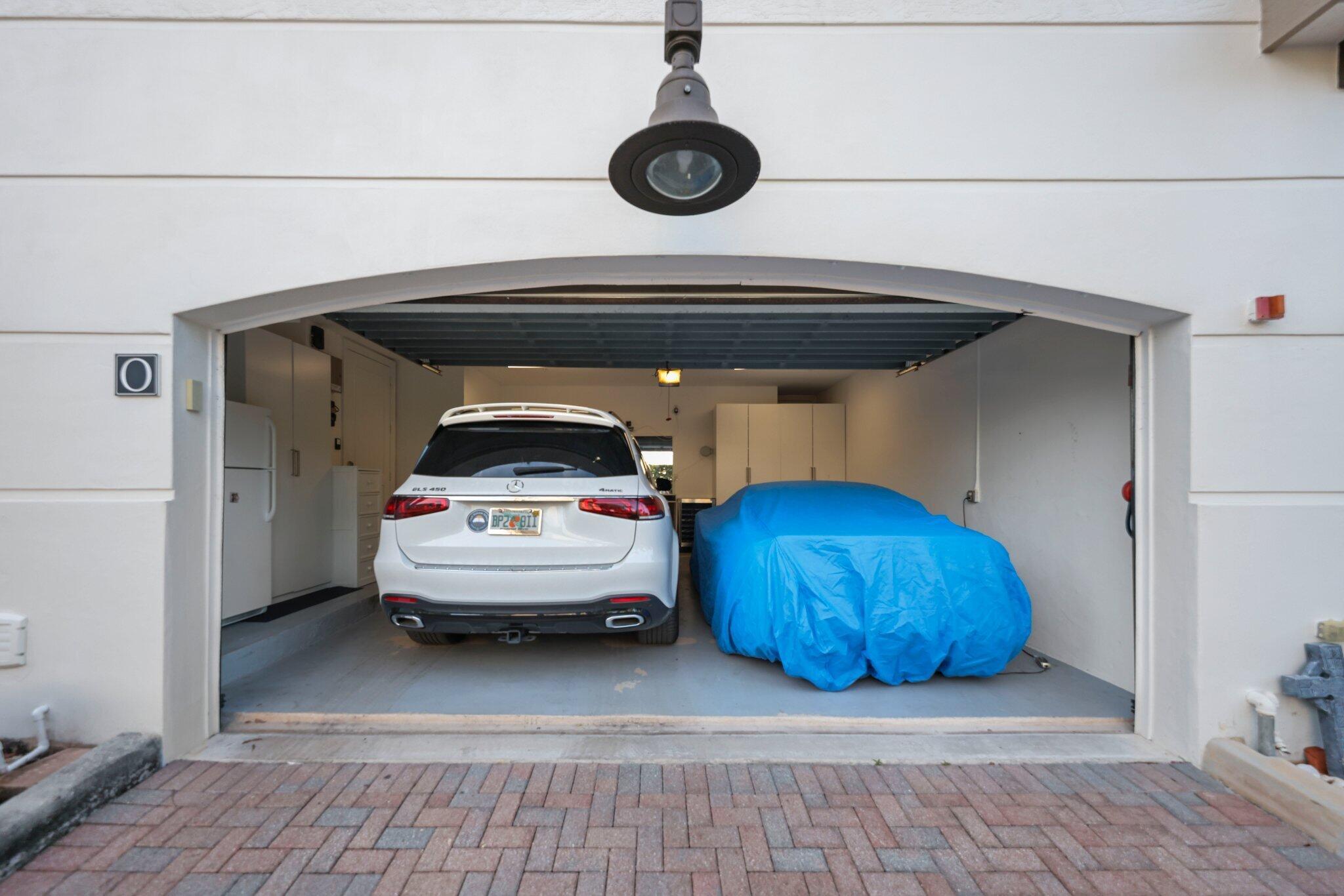 HAMILTON PLACE - Residential Lease