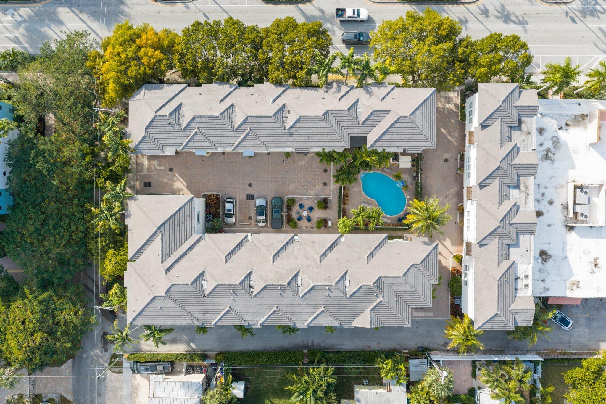 HAMILTON PLACE - Residential Lease