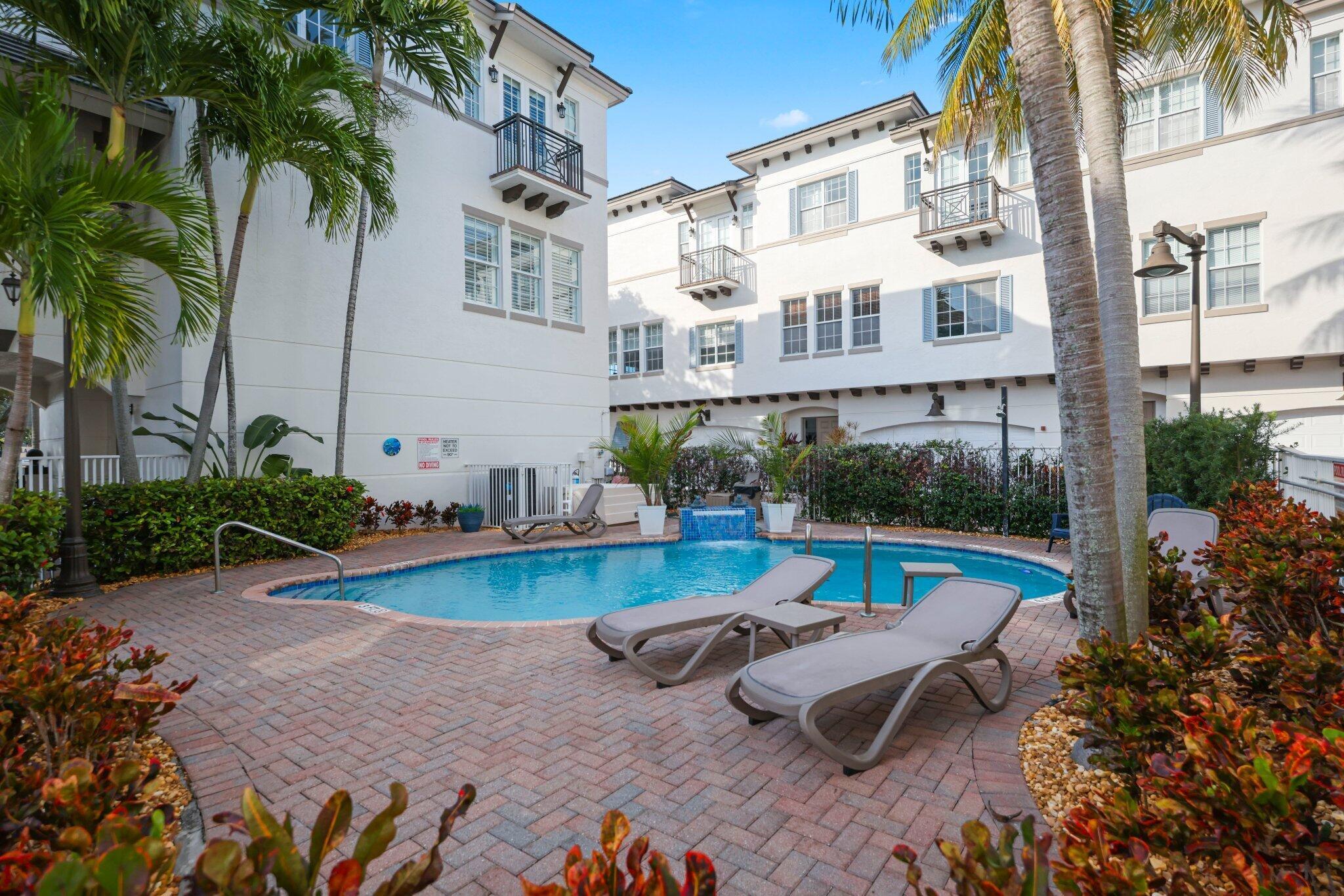 HAMILTON PLACE - Residential Lease