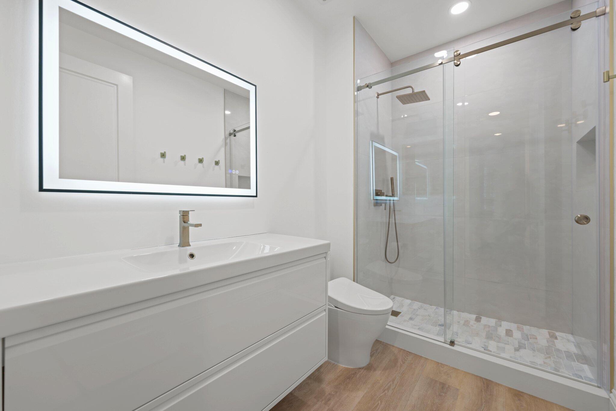 HAMILTON PLACE - Residential Lease