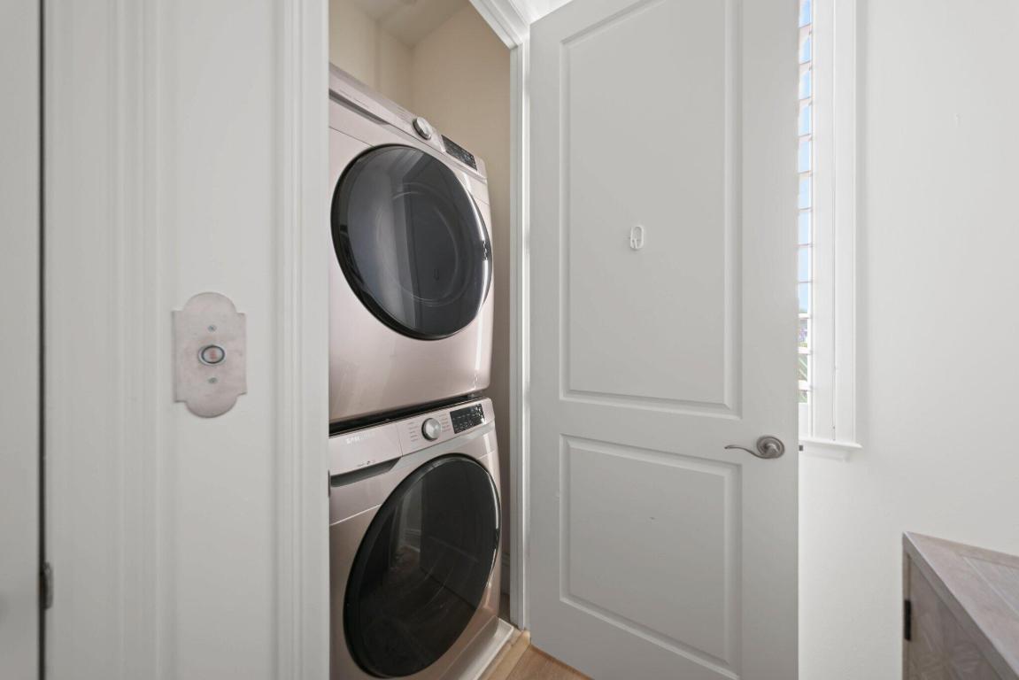 HAMILTON PLACE - Residential Lease