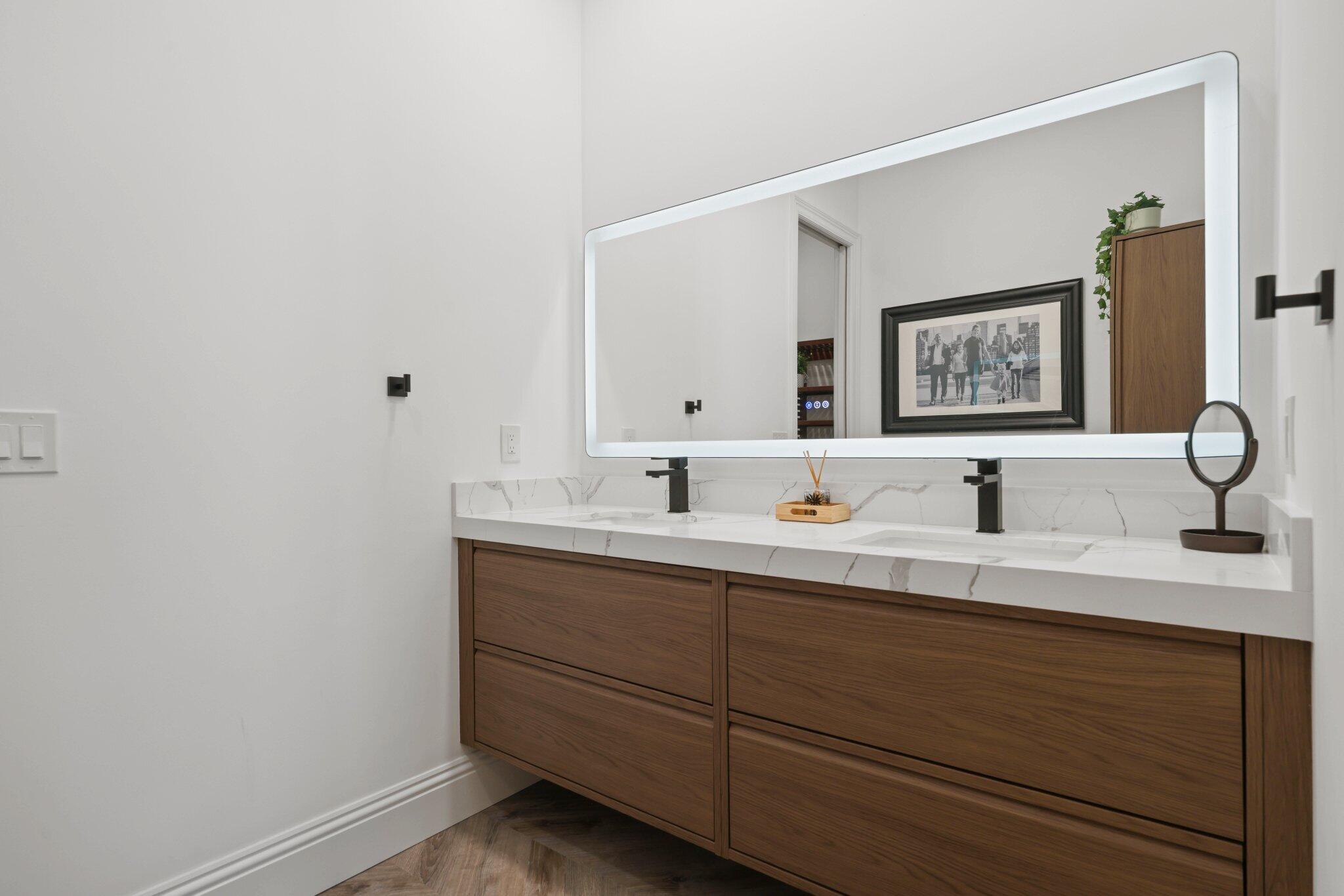 HAMILTON PLACE - Residential Lease