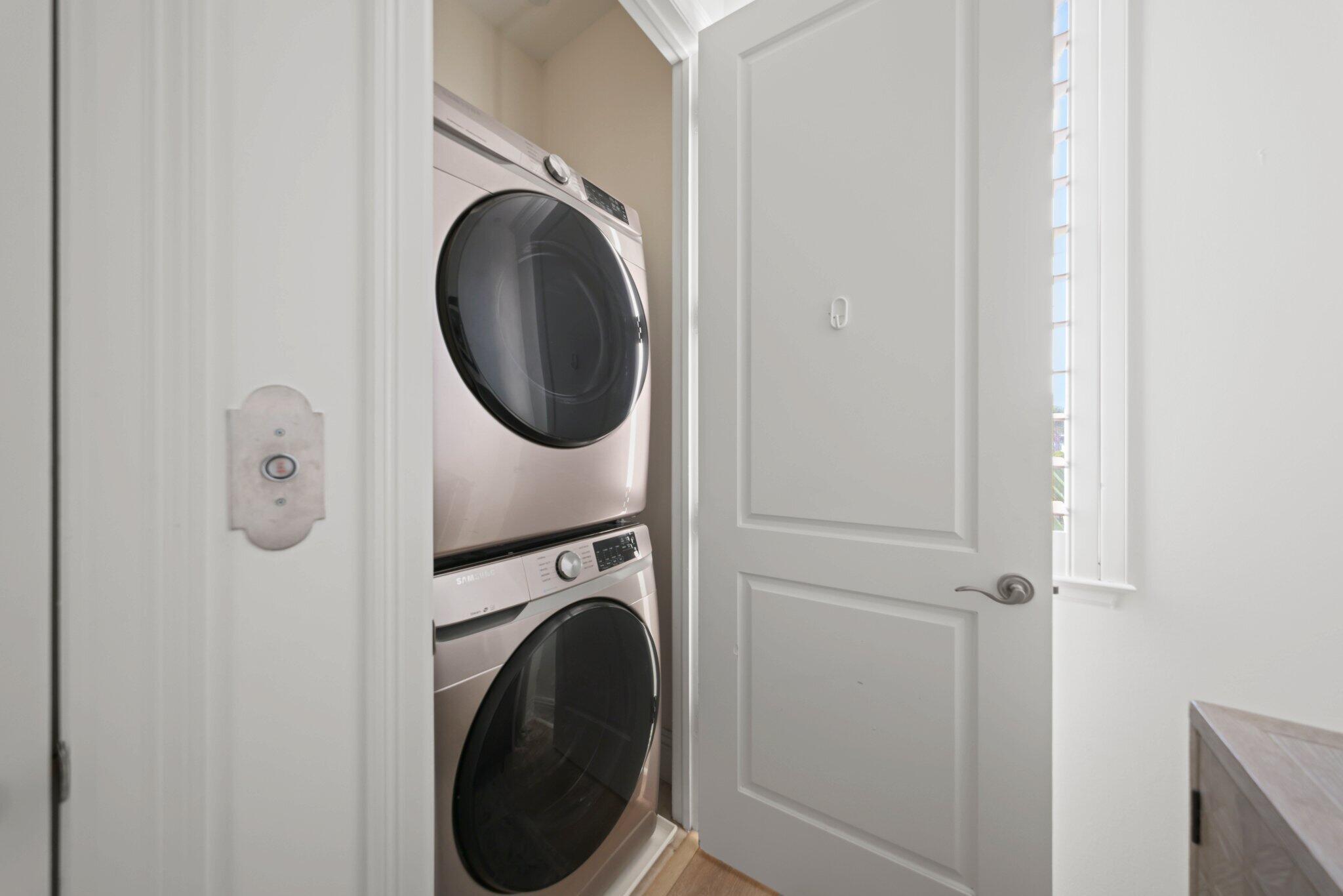 HAMILTON PLACE - Residential Lease