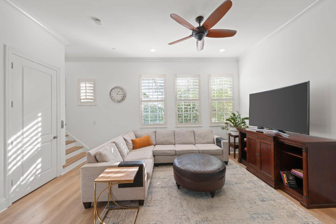 HAMILTON PLACE - Residential Lease