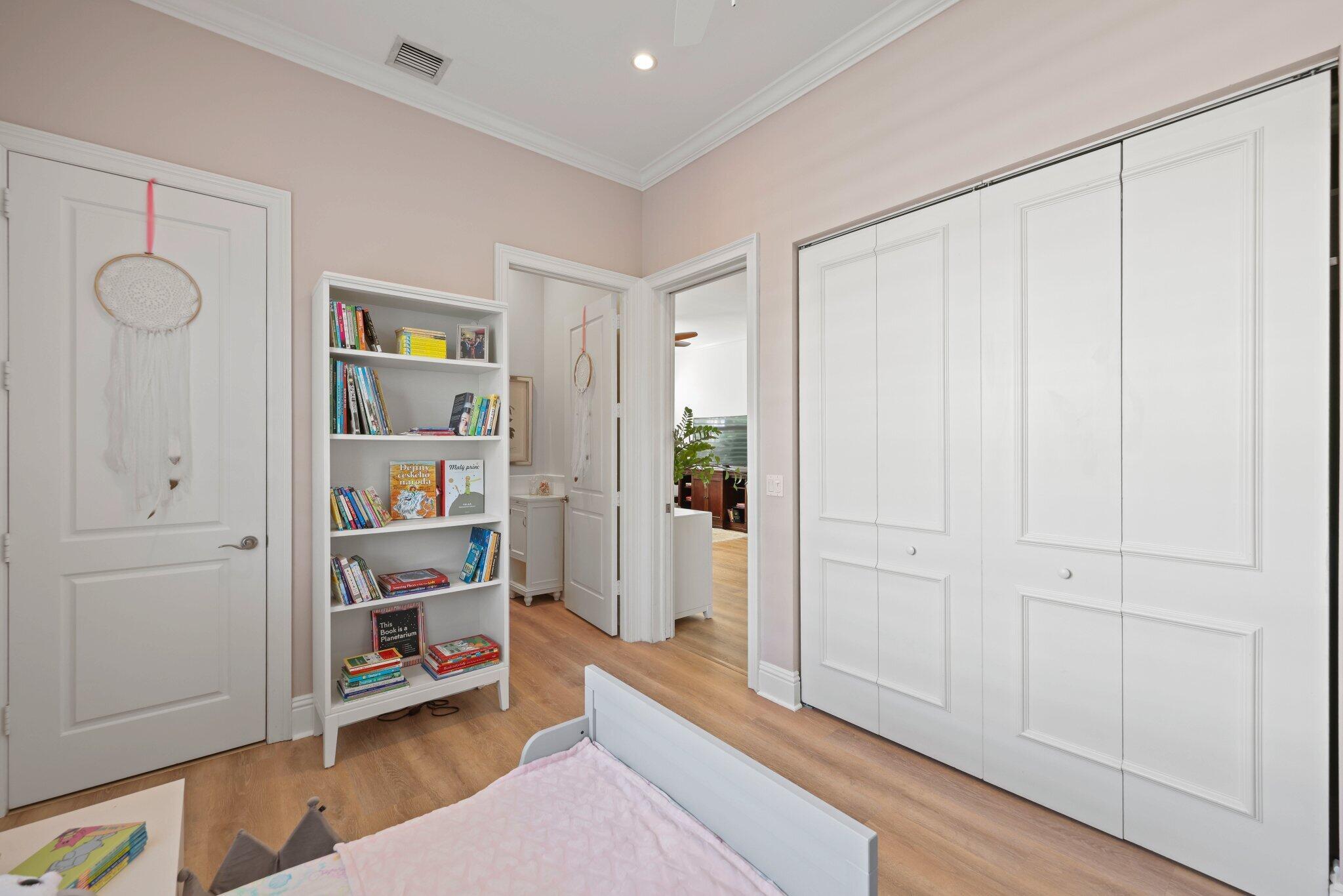 HAMILTON PLACE - Residential Lease