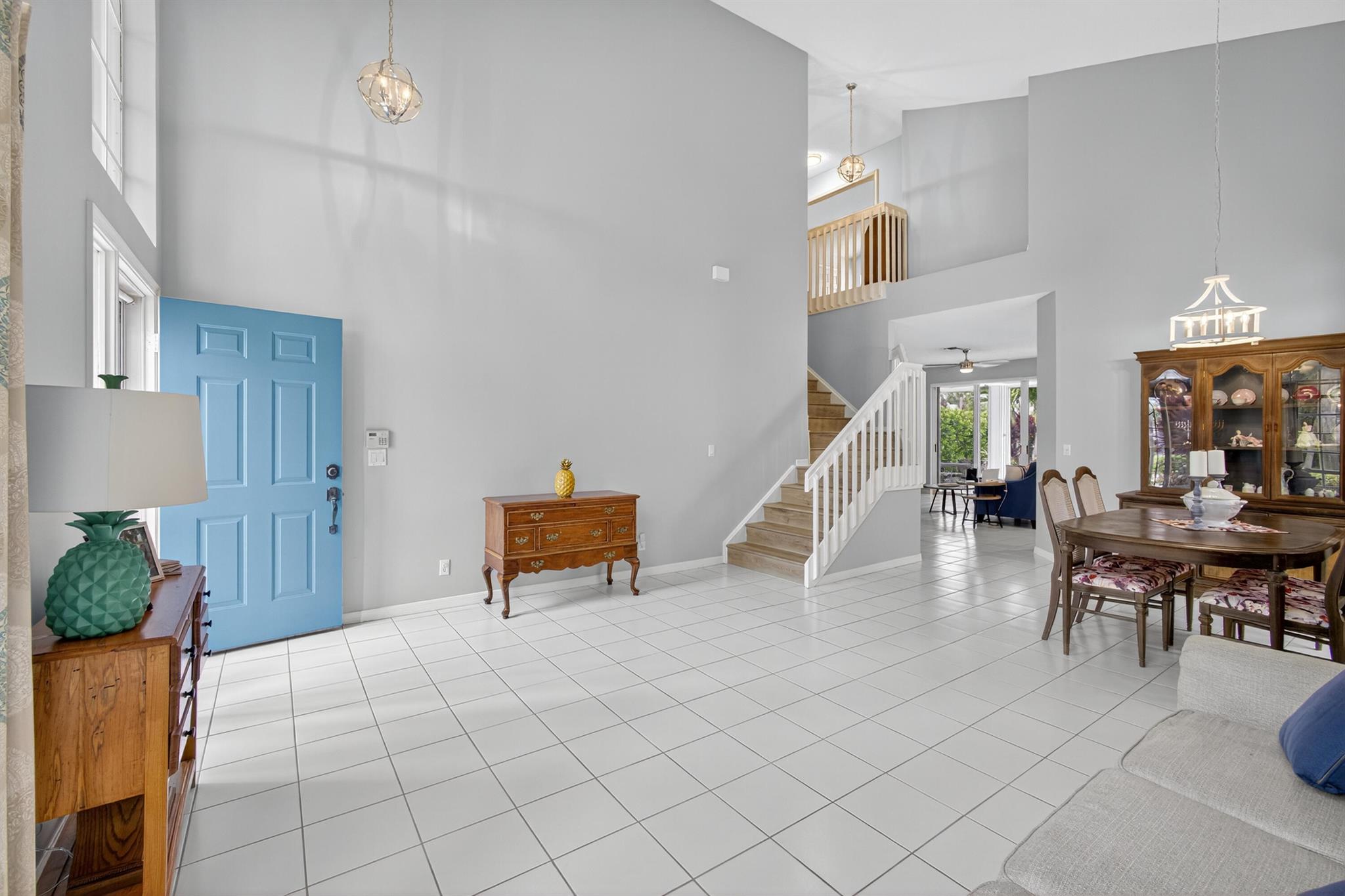 5069 SE Devenwood Way