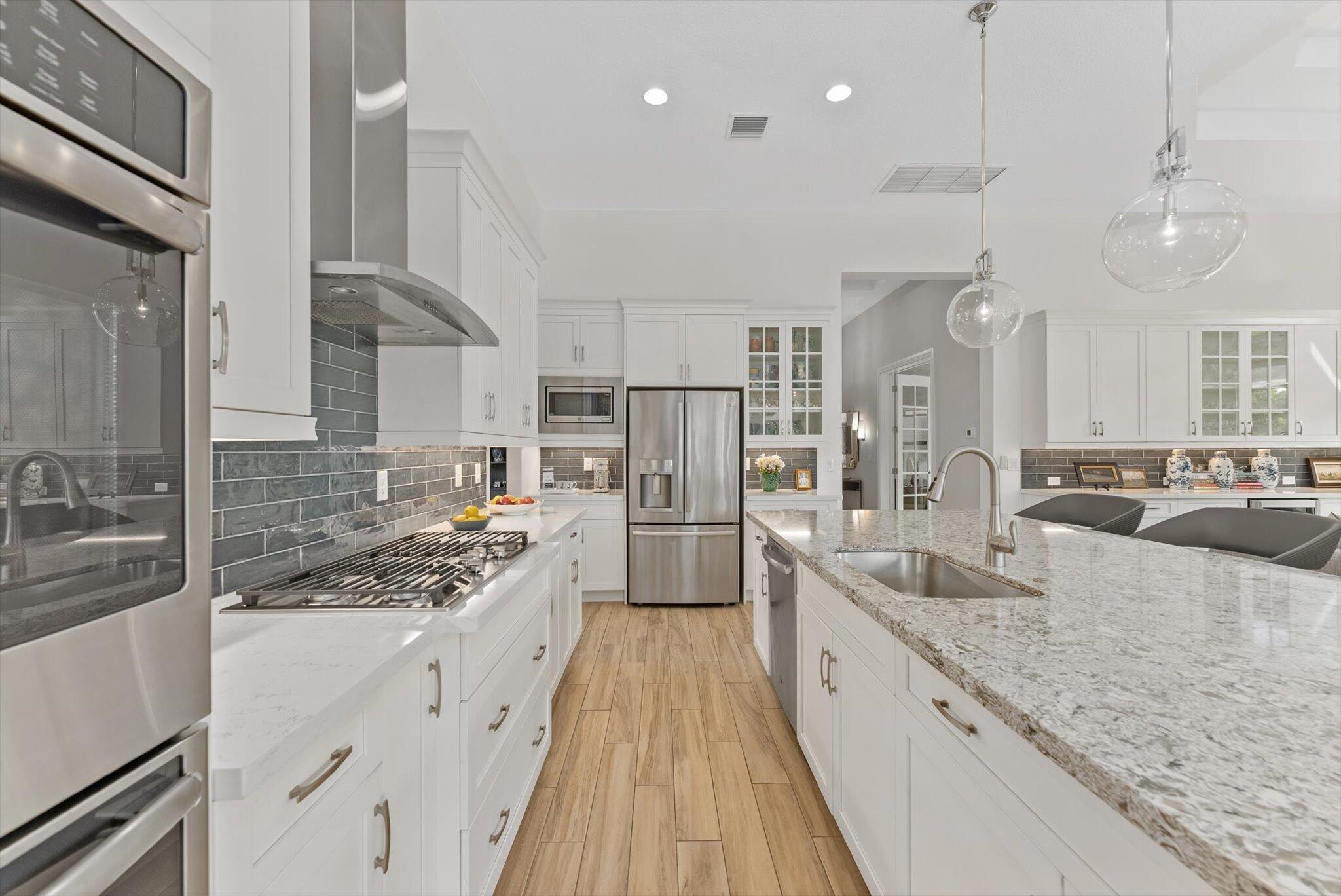 PARKLAND ROYALE - Residential