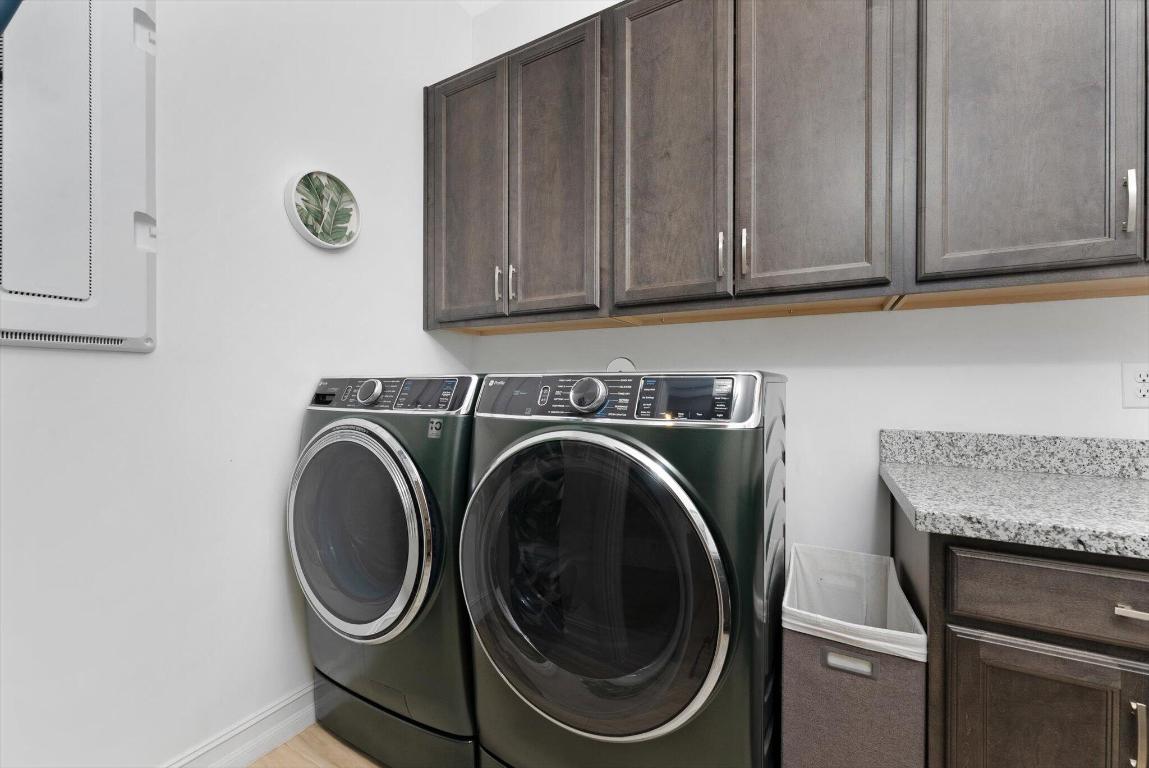 PARKLAND ROYALE - Residential