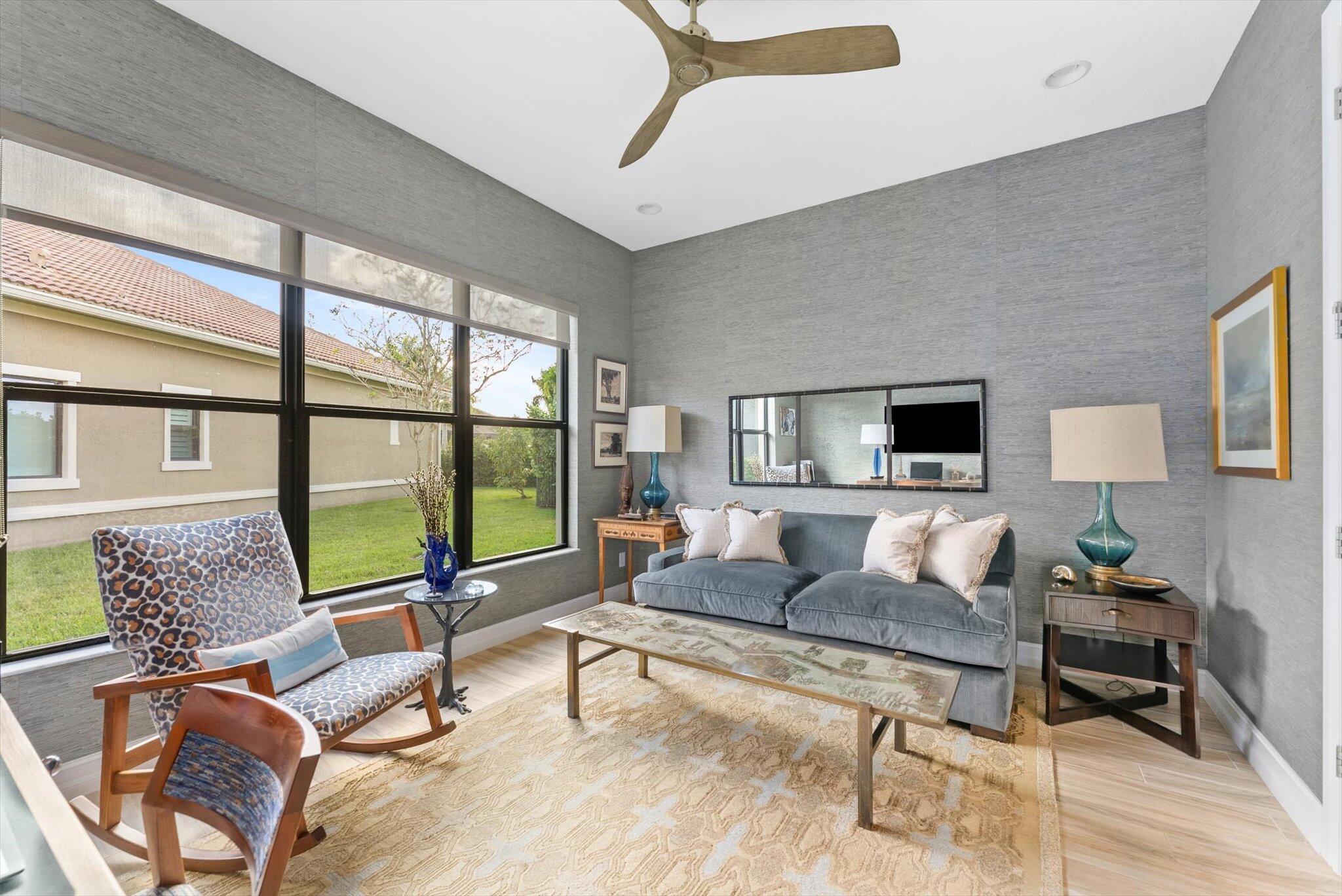 PARKLAND ROYALE - Residential