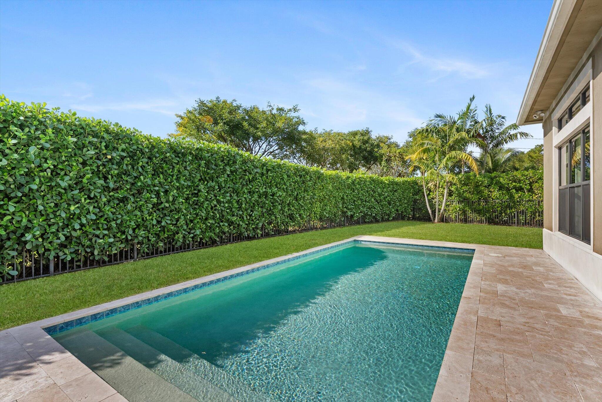 PARKLAND ROYALE - Residential