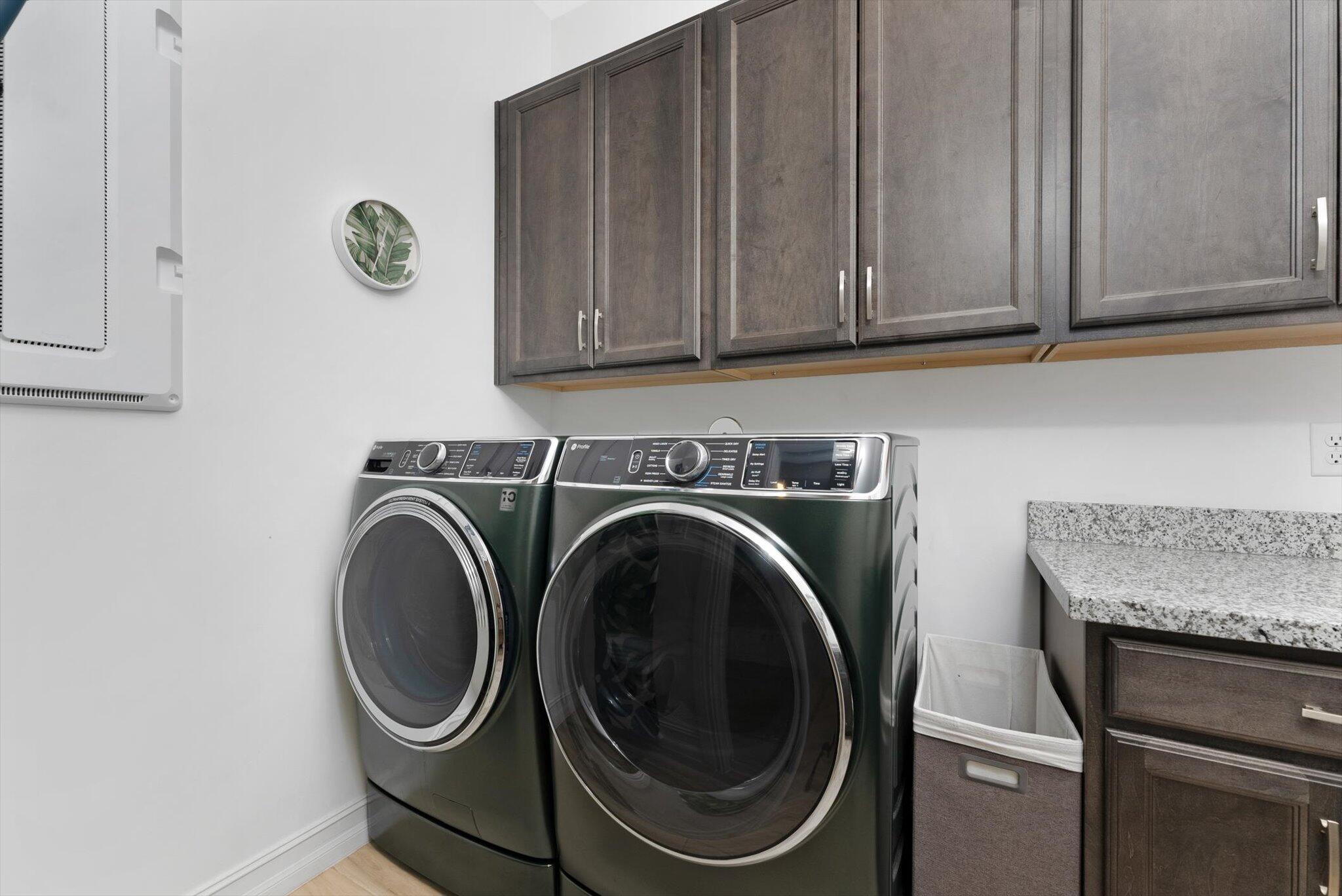 PARKLAND ROYALE - Residential