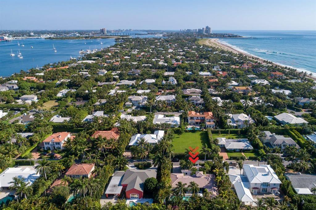 EL ENCANTO - Residential