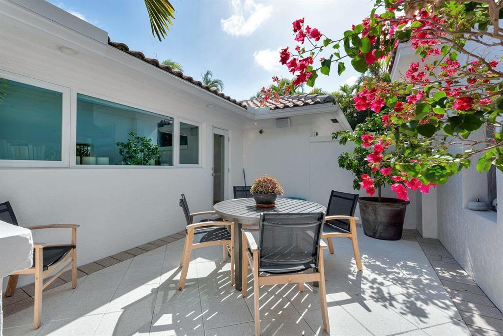 EL ENCANTO - Residential