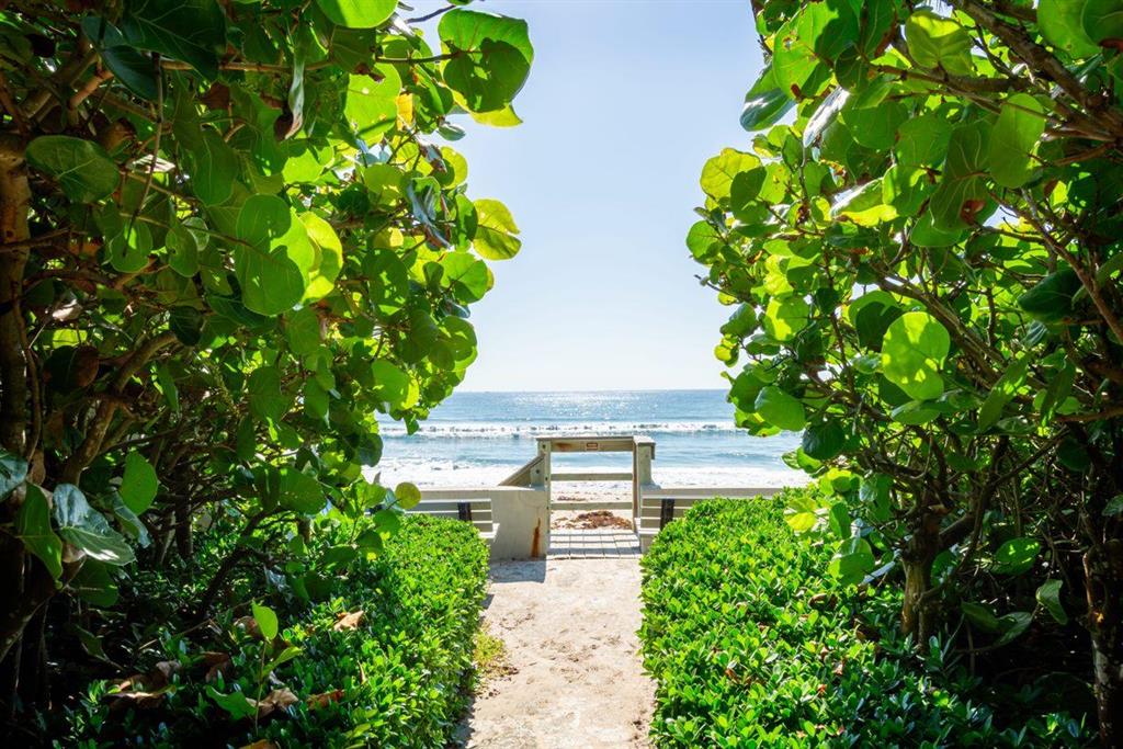 EL ENCANTO - Residential