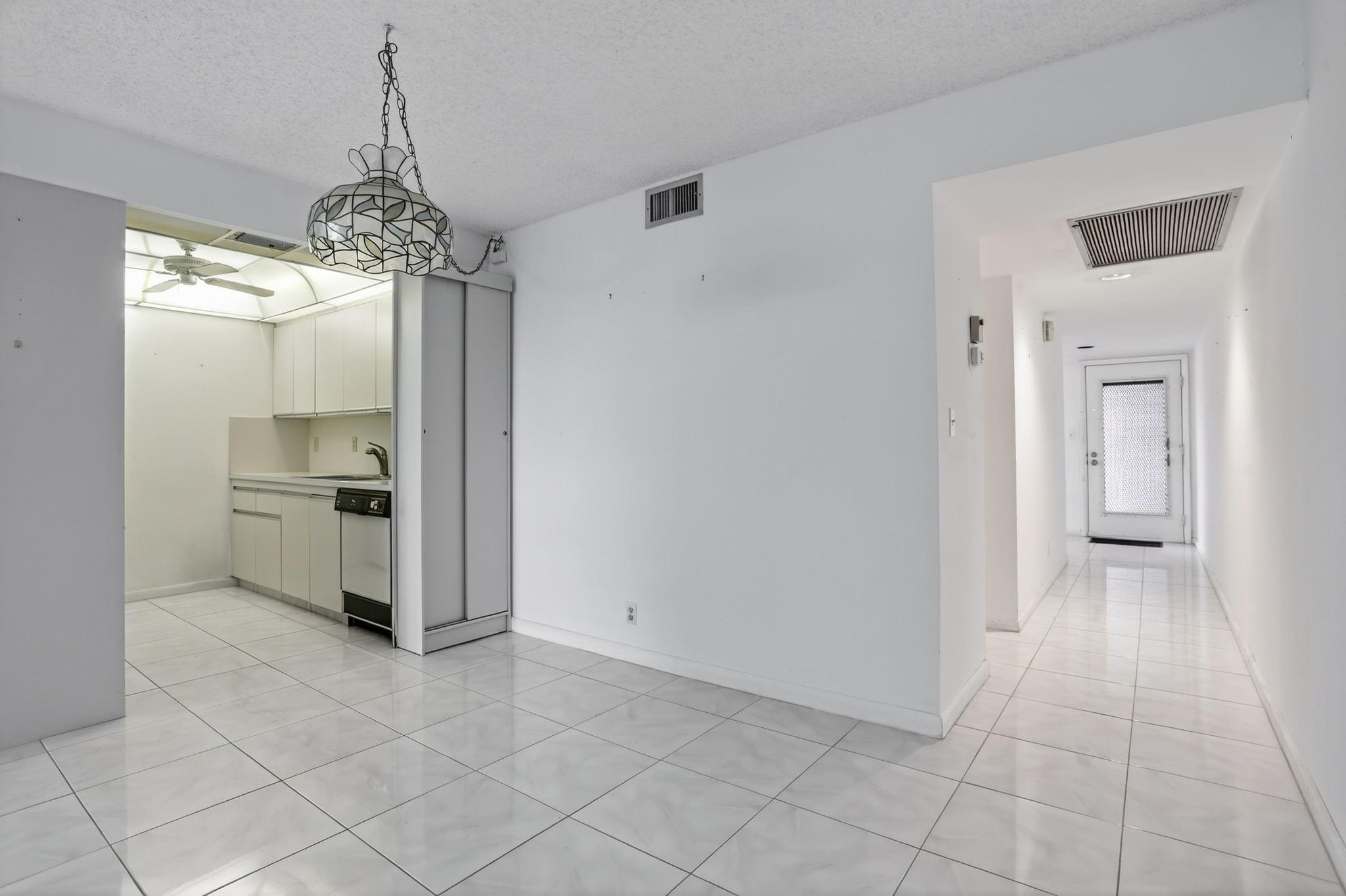 WYNMOOR VILLAGE - Residential