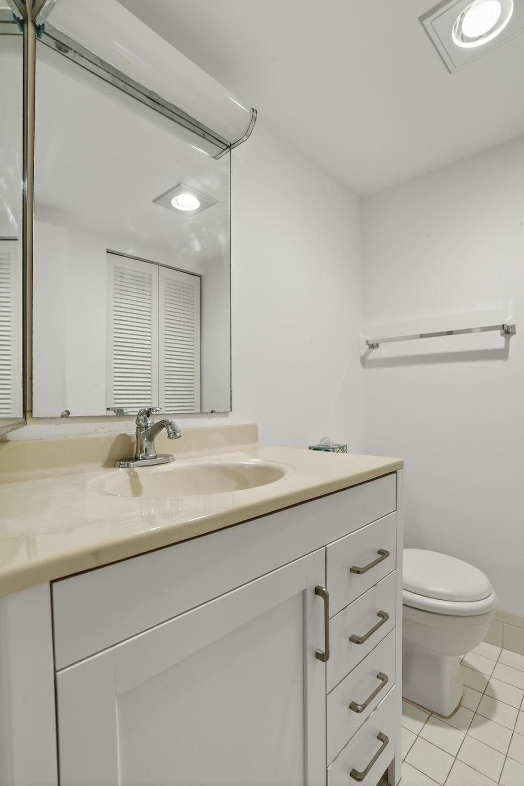 WYNMOOR VILLAGE - Residential
