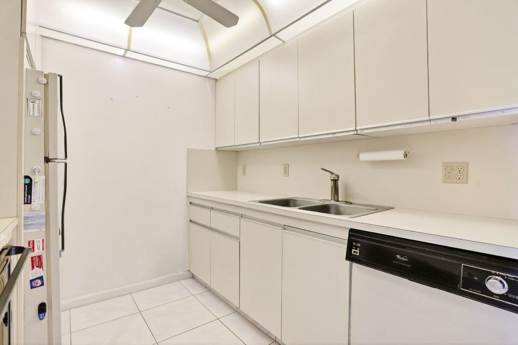 Photo of 3401 Bimini Lane #H1, Coconut Creek, FL 33066 (MLS # F10528916)