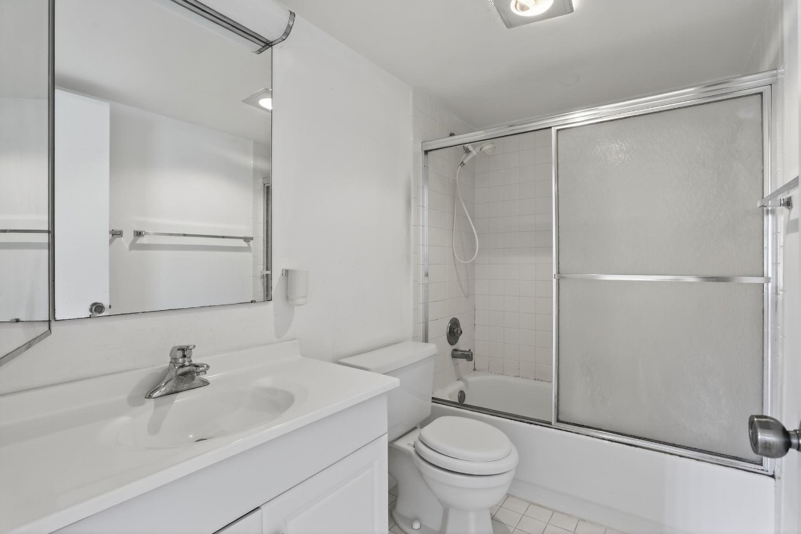 WYNMOOR VILLAGE - Residential