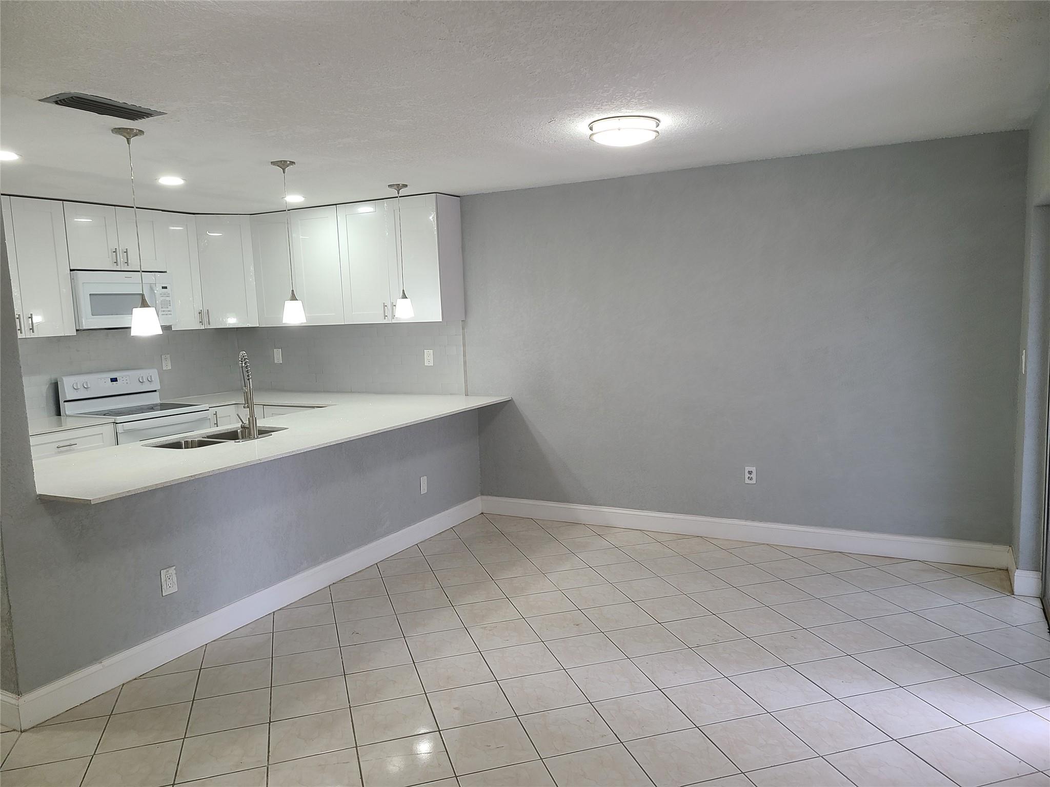 Leslie Estates Sec 07 - Residential Lease