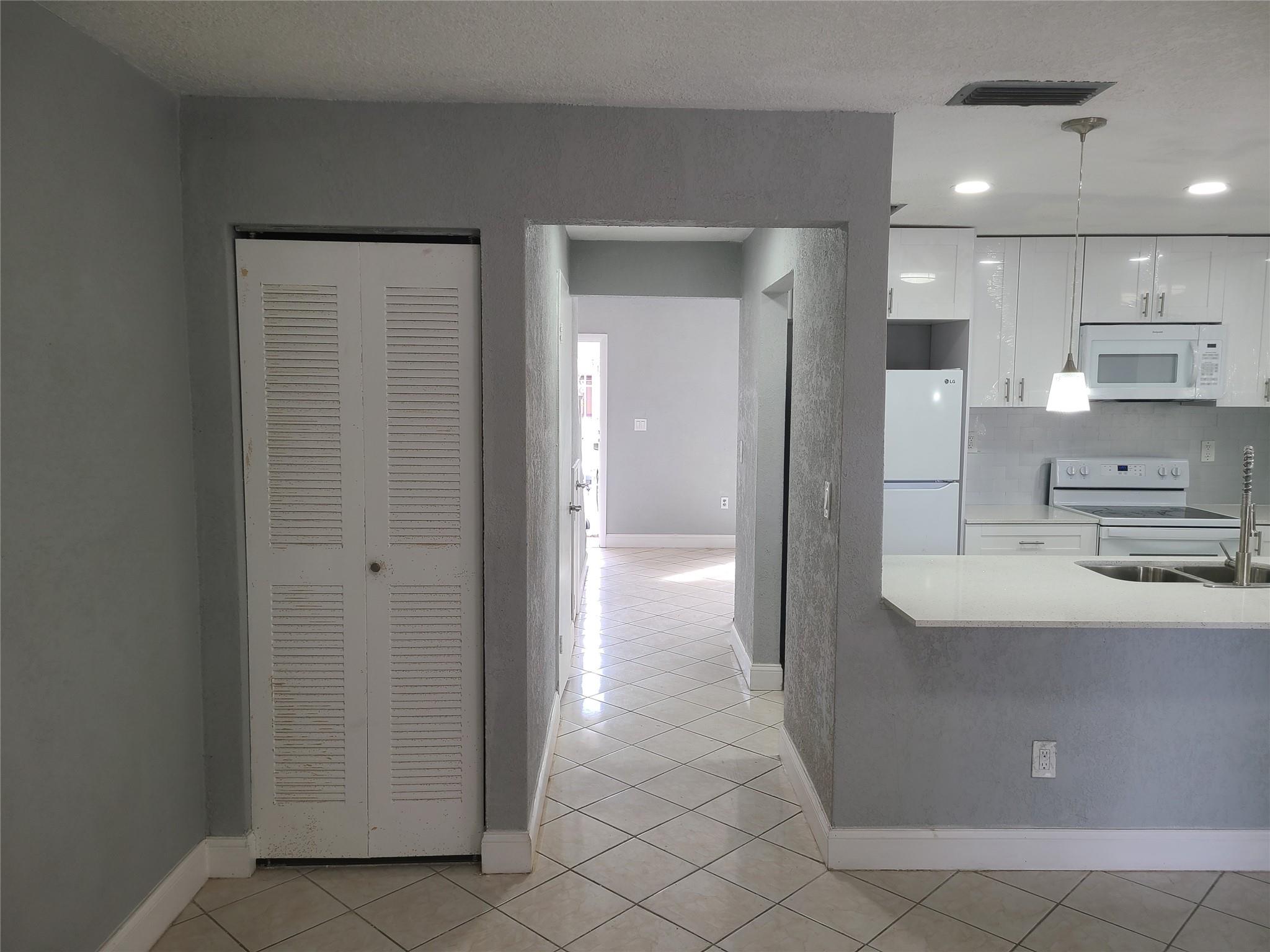 Leslie Estates Sec 07 - Residential Lease