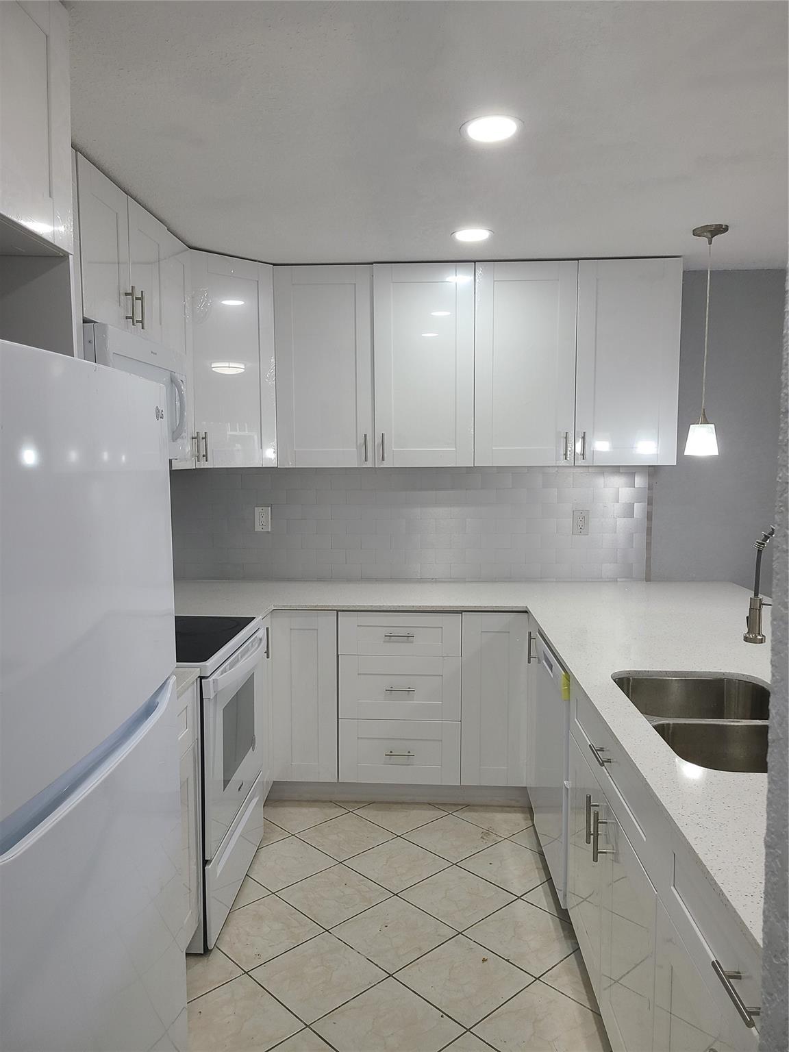 Leslie Estates Sec 07 - Residential Lease