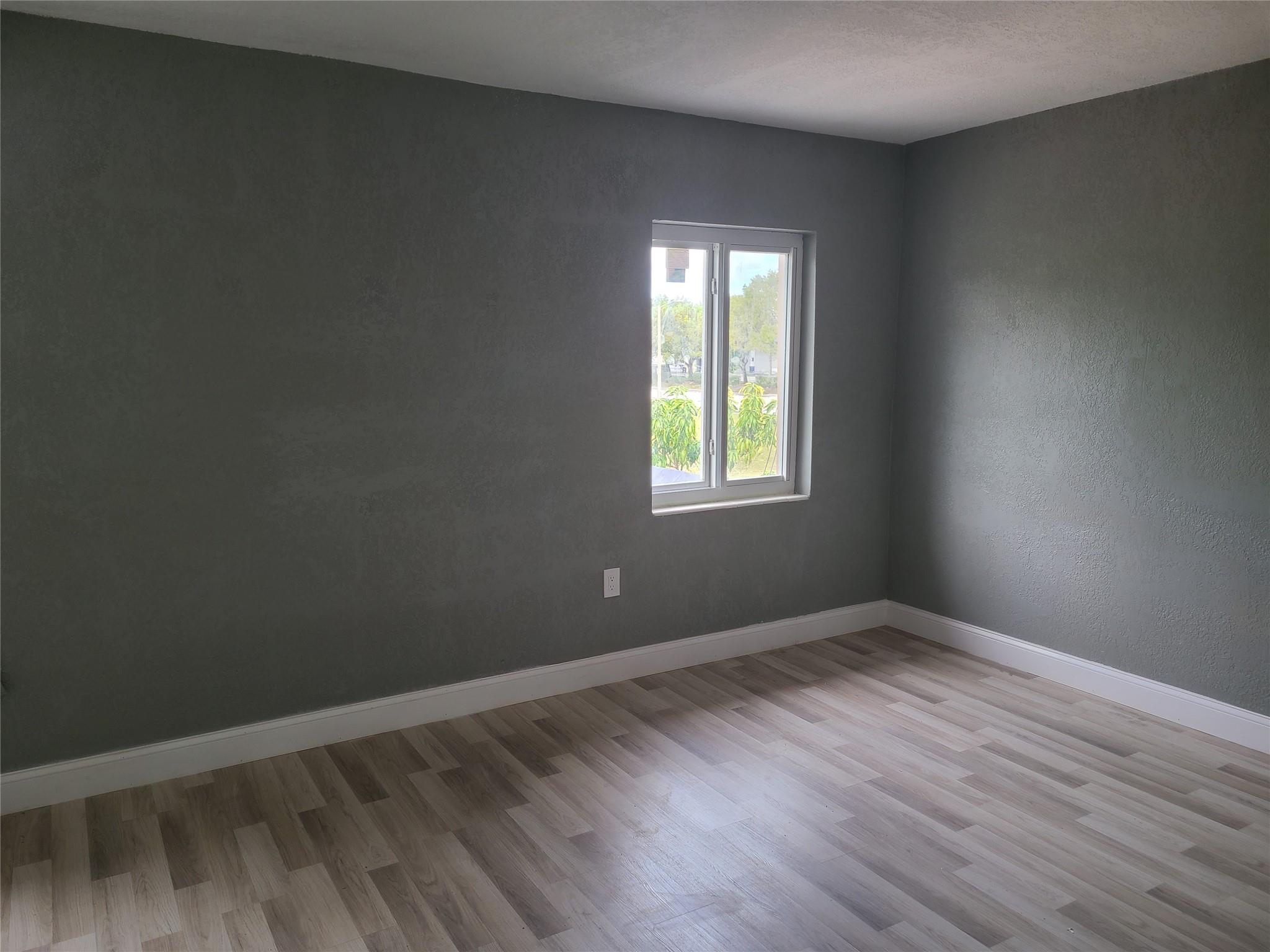 Leslie Estates Sec 07 - Residential Lease