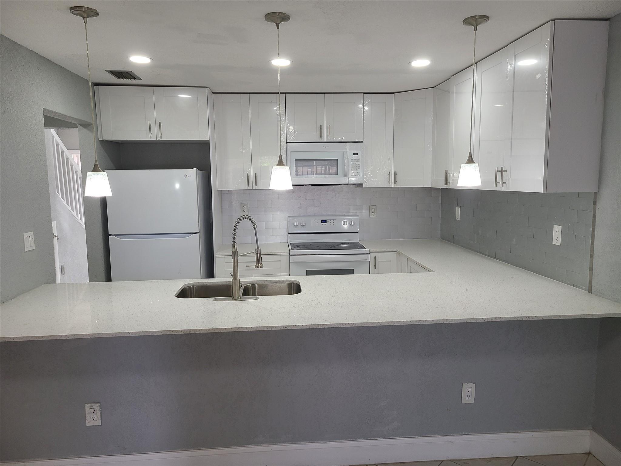 Leslie Estates Sec 07 - Residential Lease