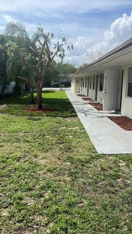 LAKE WORTH TOWN OF ADD 1 - Residential Lease