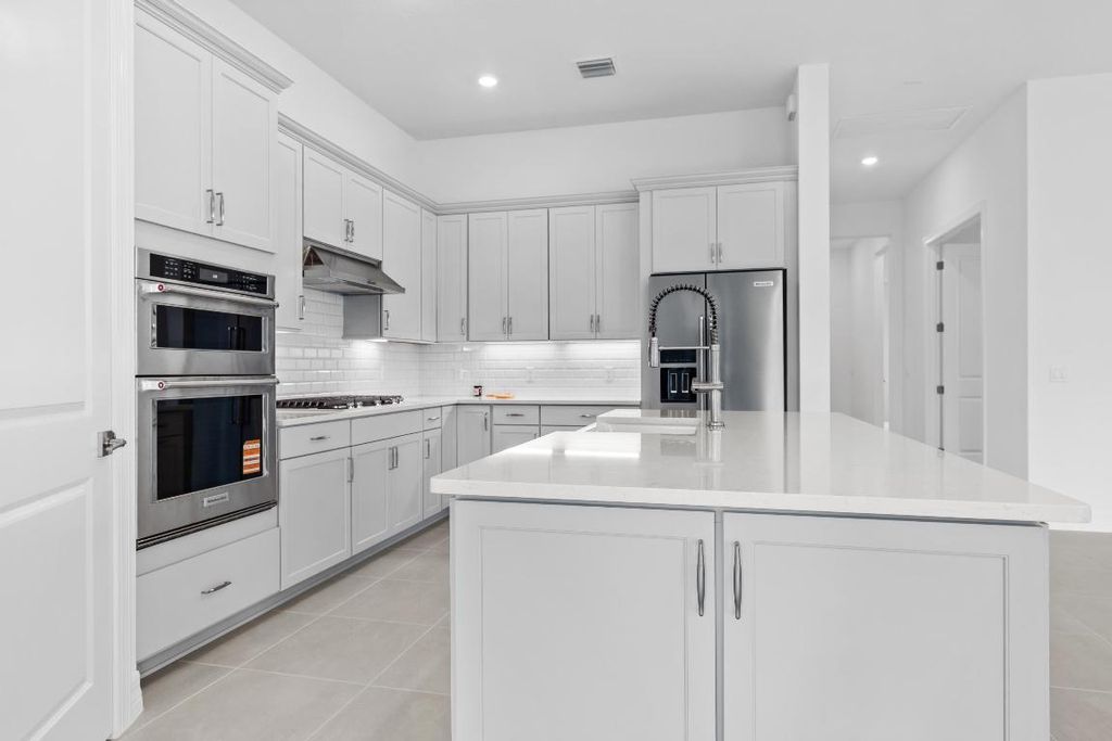 Photo of 10717 Northbrook Circle, Palm Beach Gardens, FL 33412 (MLS # R11155939)