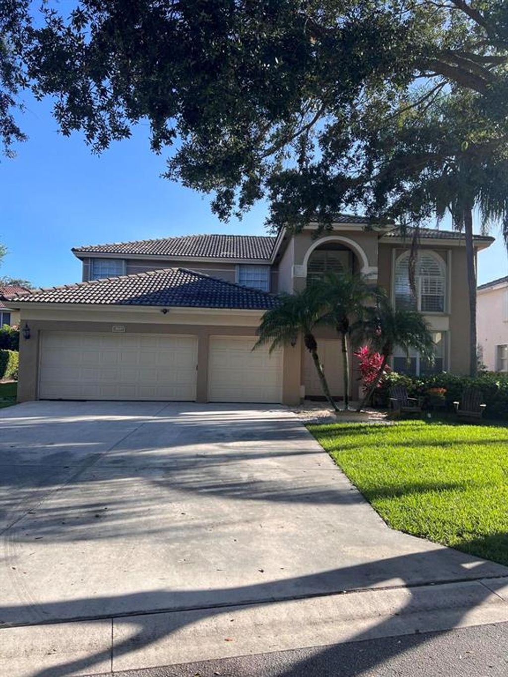 Photo of 366 Magnolia Drive, Jupiter, FL 33458 (MLS # R10812337)