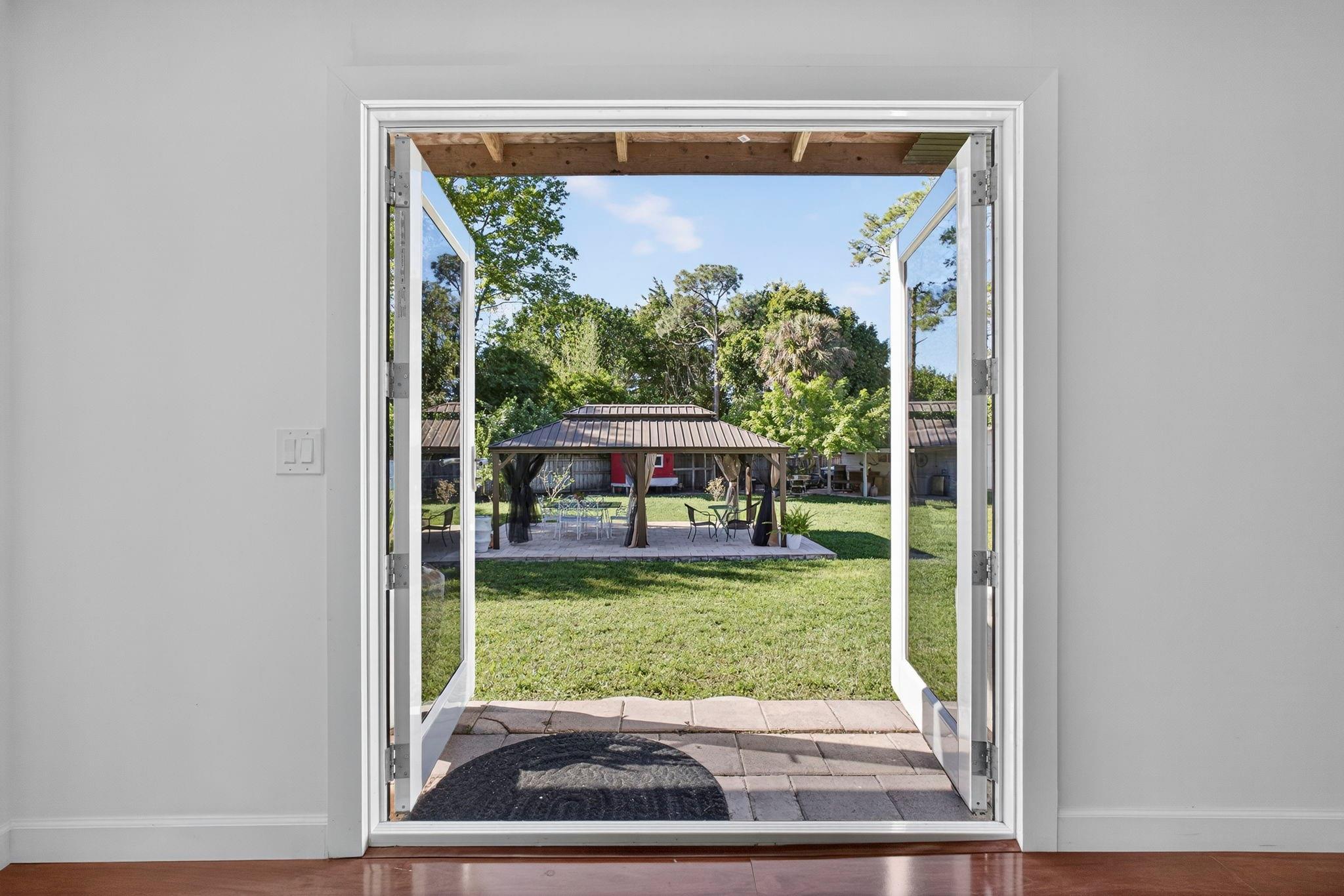 Acreage & Unrec - Residential