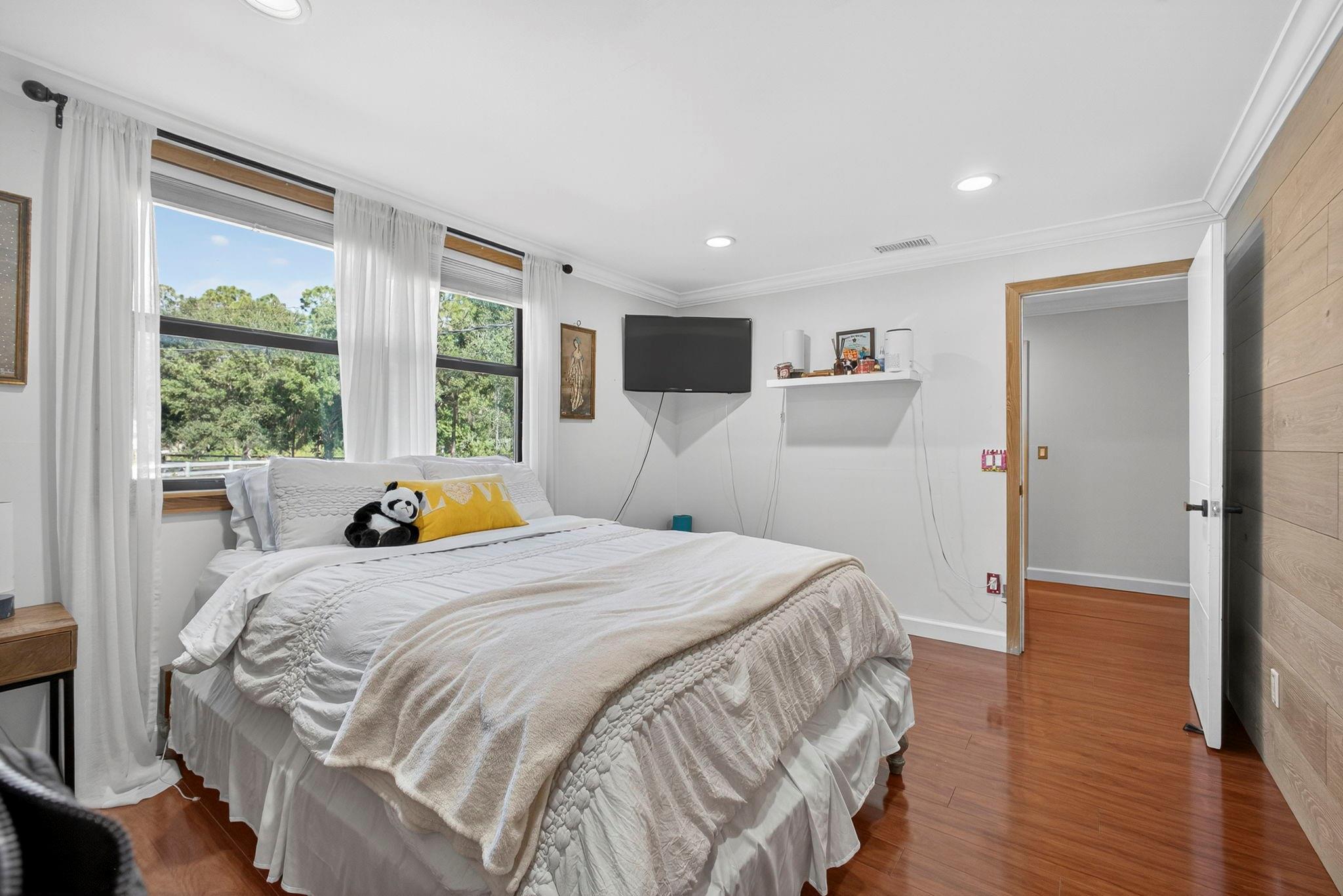 Acreage & Unrec - Residential