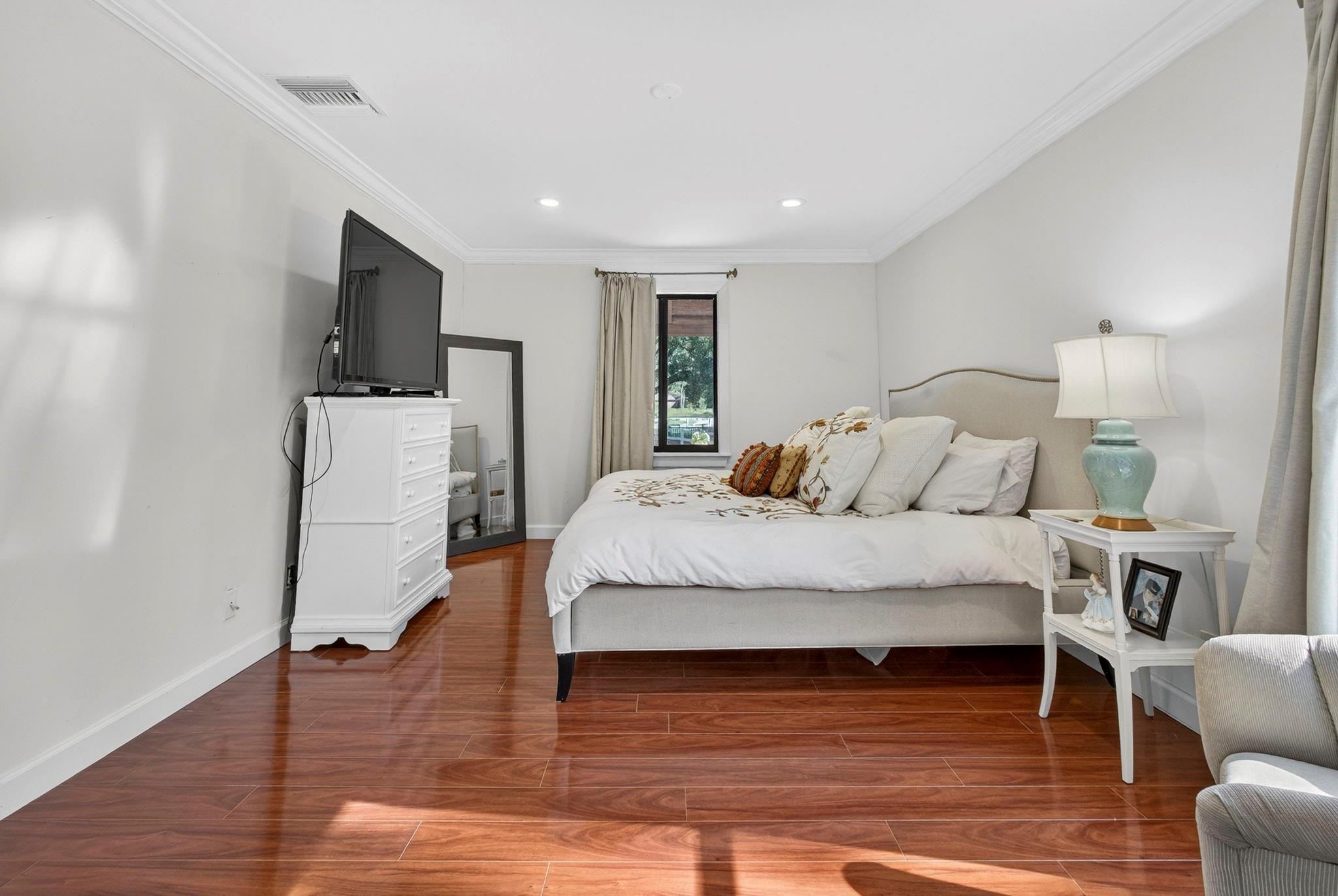 Acreage & Unrec - Residential