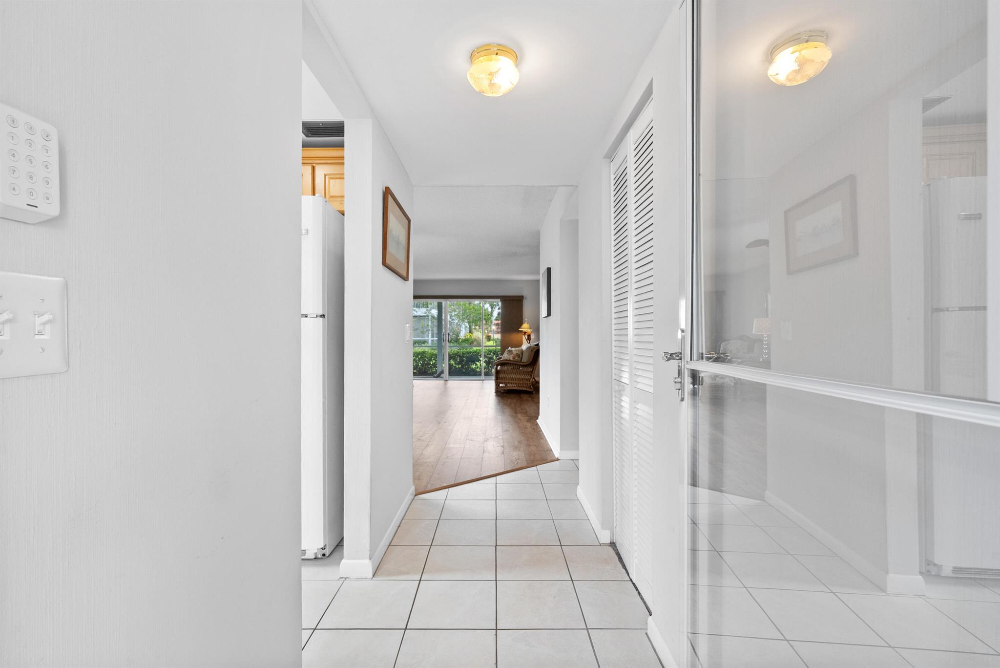 THE WINDJAMMER CONDO APARTMENTS - Residential