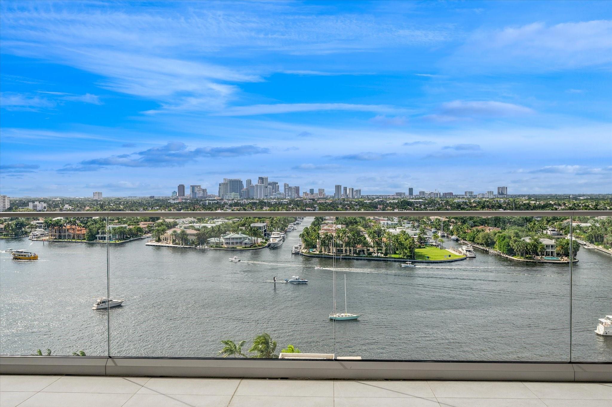 Selene Oceanfront Residen - Residential